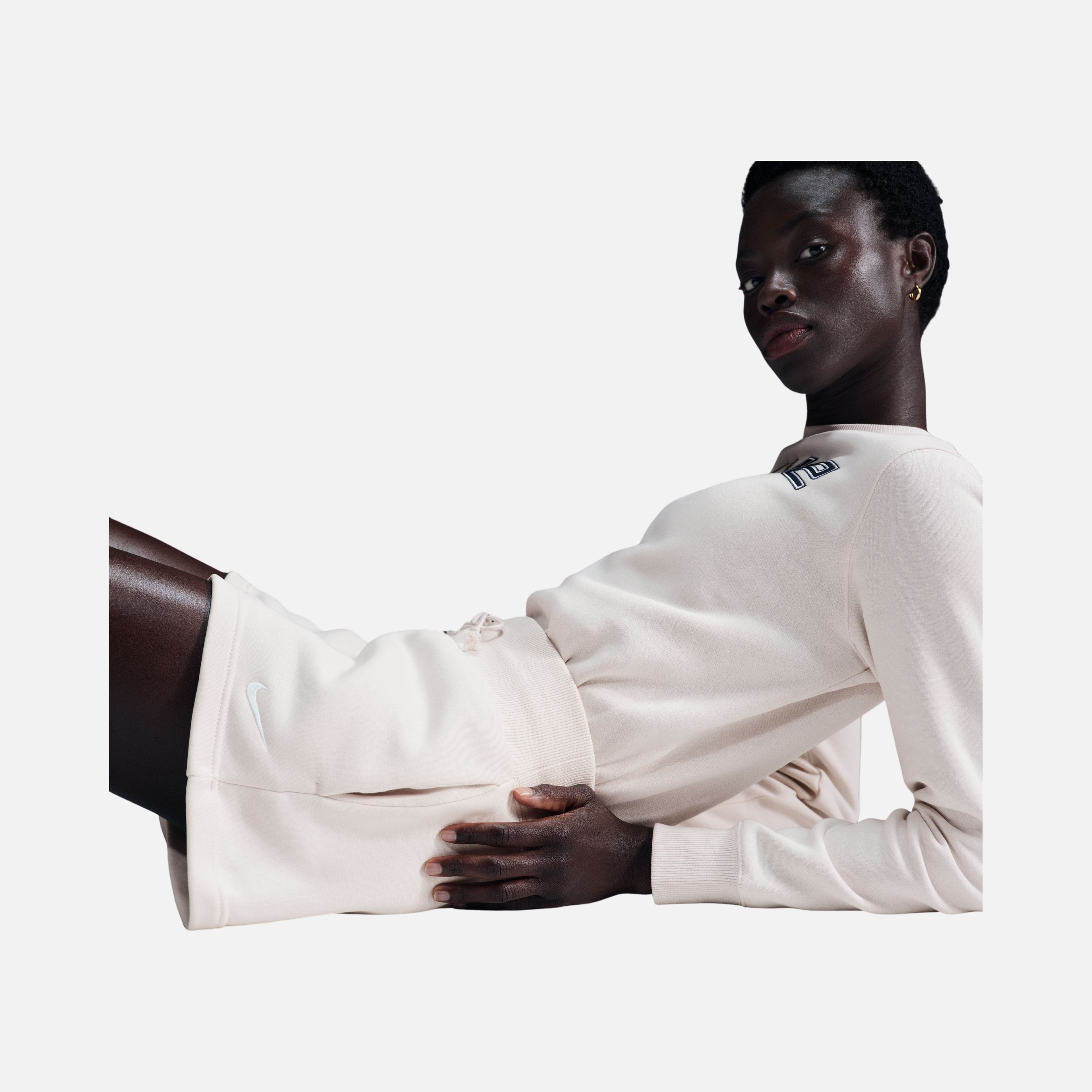 Nike Sportswear Phoenix Fleece High-Waisted Kadın Şort