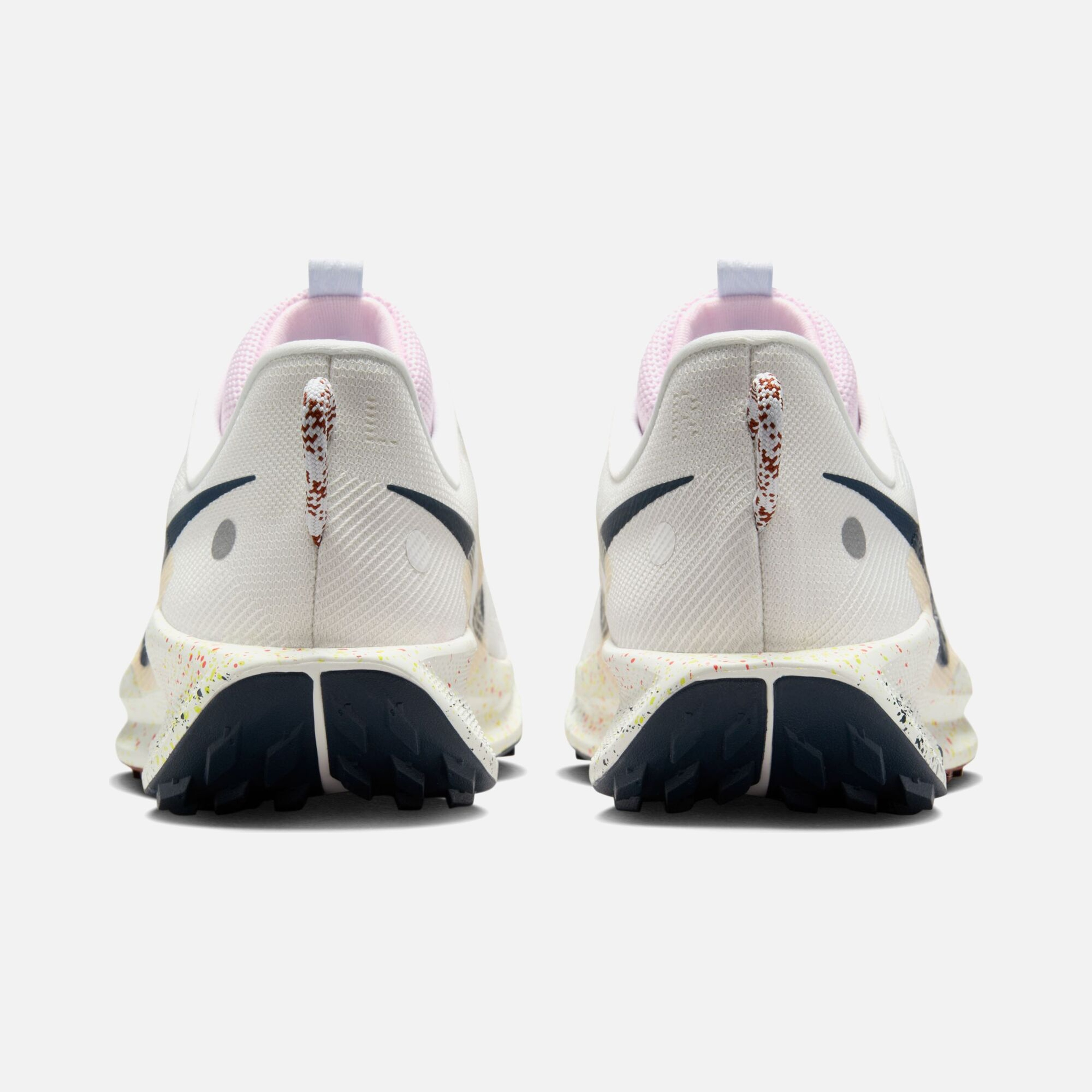 Nike Pegasus Trail 5 Trail-Running Erkek Spor Ayakkabı