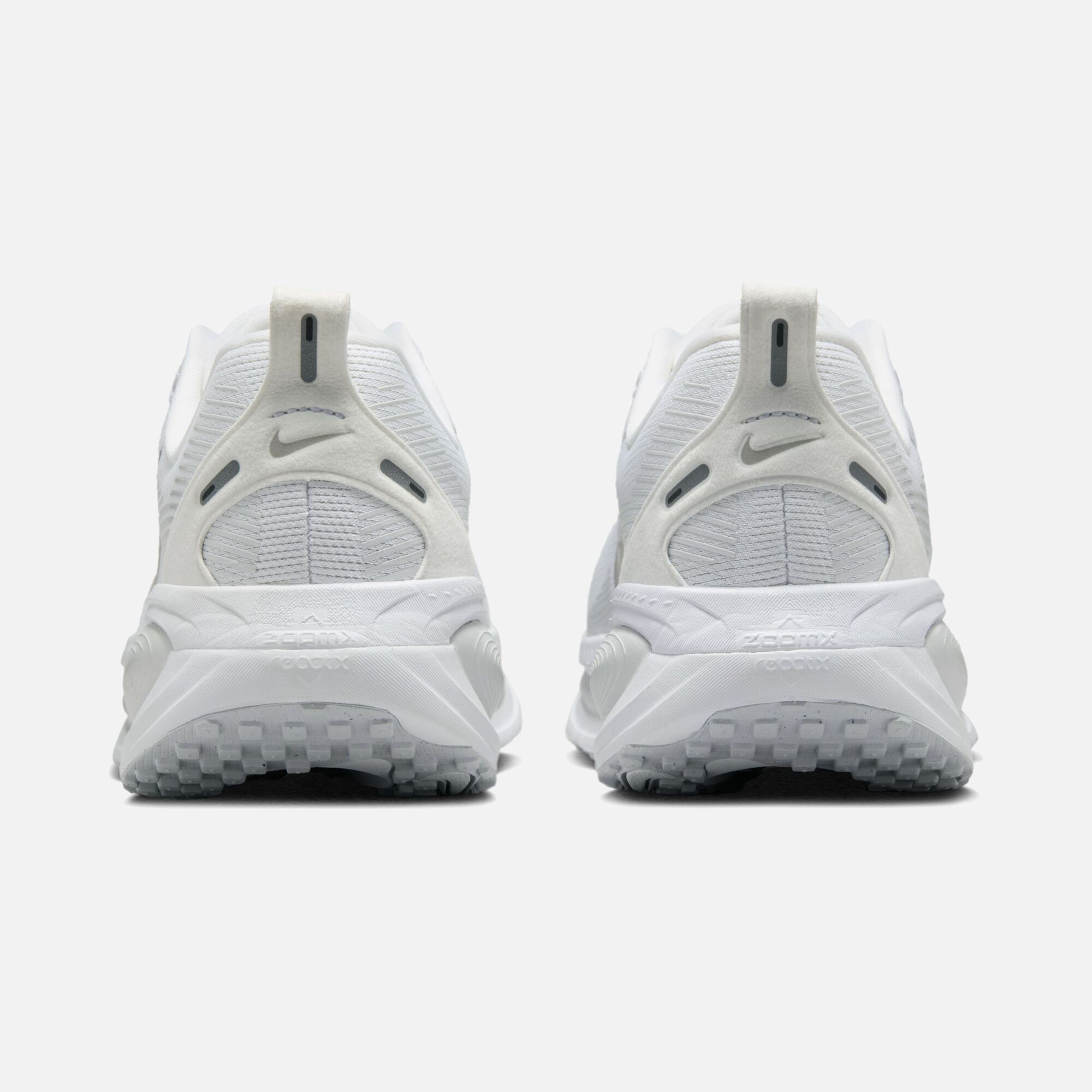 Nike Vomero 18 ZoomX Road Running Kadın Spor Ayakkabı