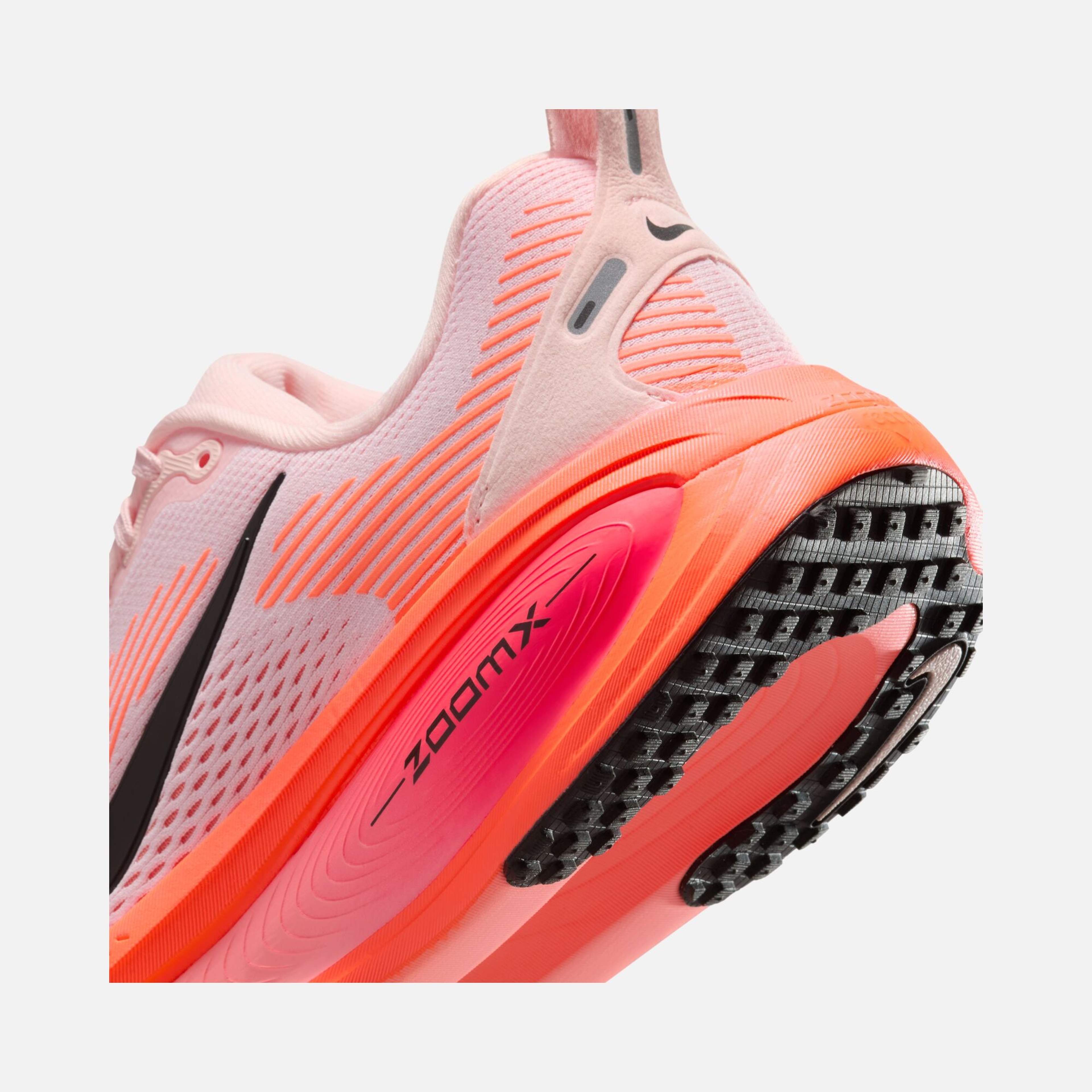 Nike Vomero 18 ZoomX Road Running Kadın Spor Ayakkabı