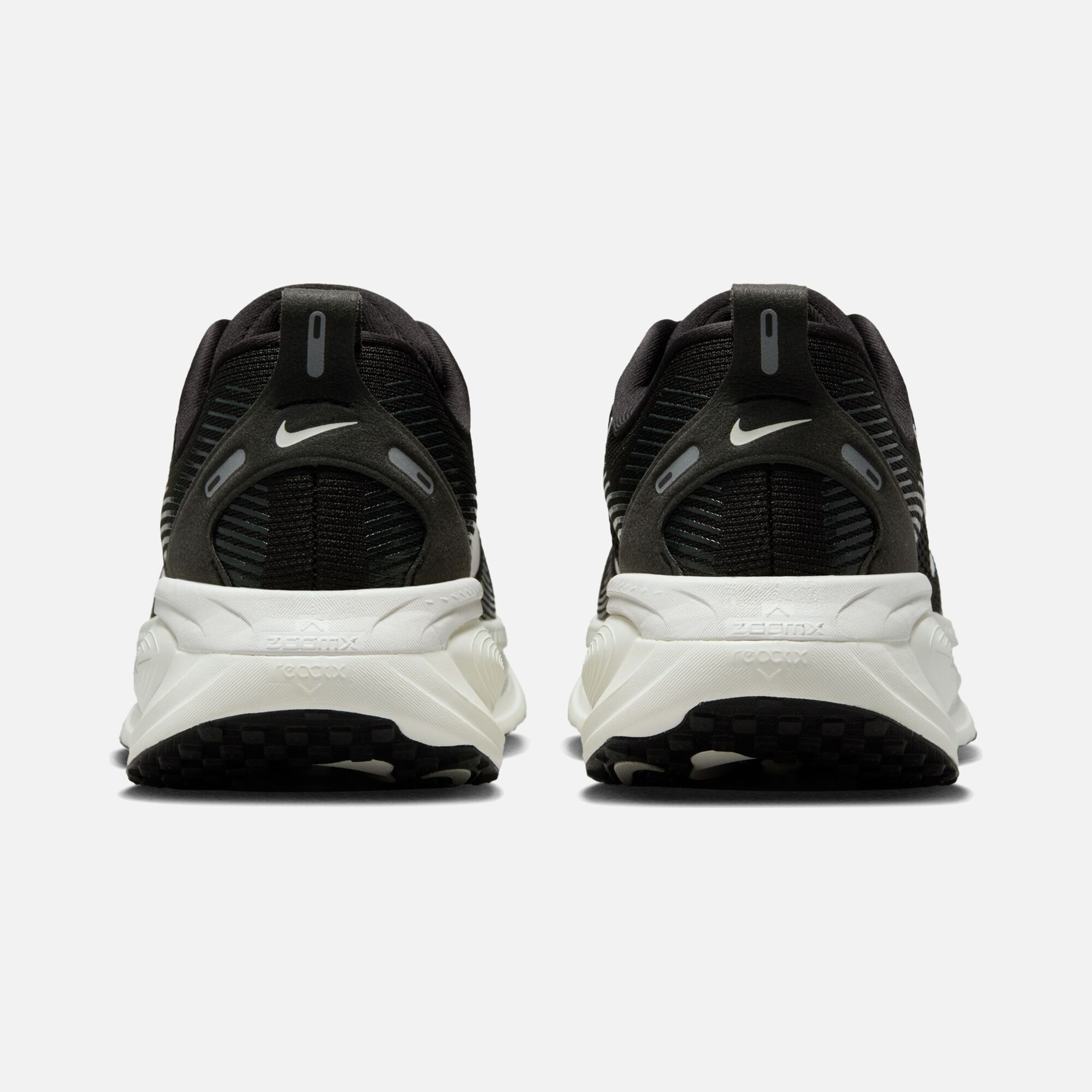 Nike Vomero 18 ZoomX Road Running Kadın Spor Ayakkabı