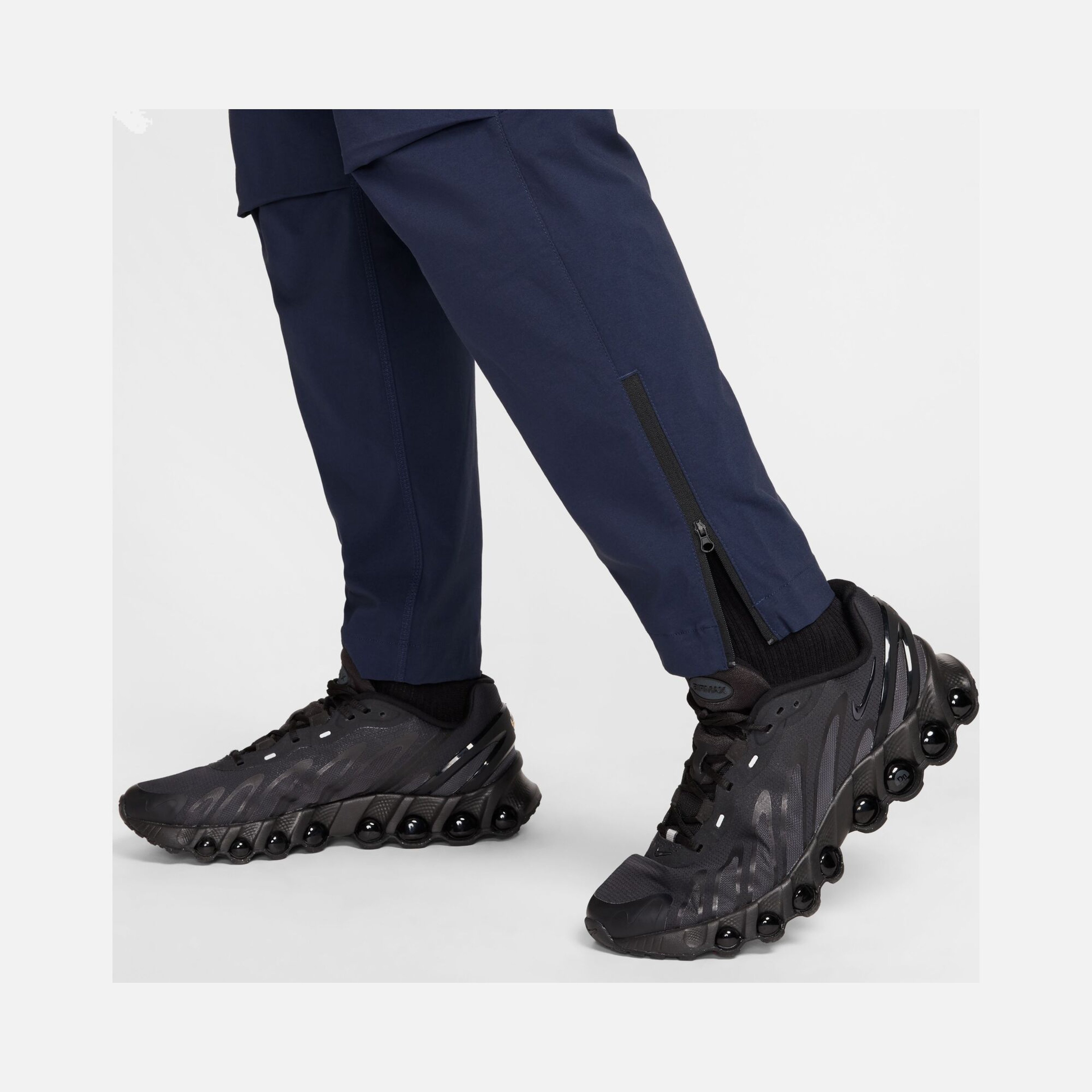 Nike Sportswear Tech Woven Erkek Eşofman Altı