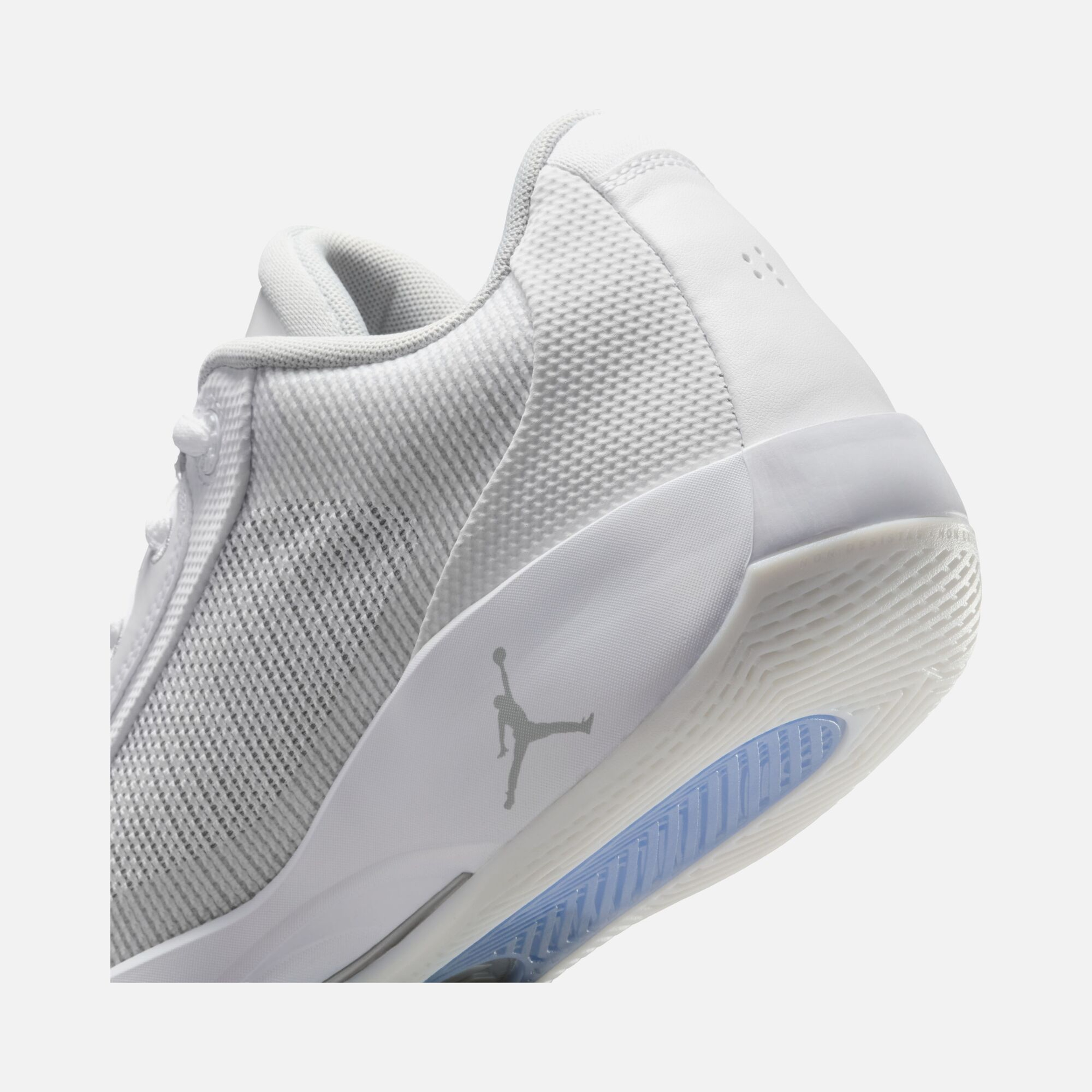 Nike Jordan Luka Doncic 77 Erkek Basketbol Ayakkabısı