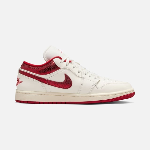 Nike Wmns Air Jordan 1 Low Special Edition Kadın Spor Ayakkabı - Görsel 8
