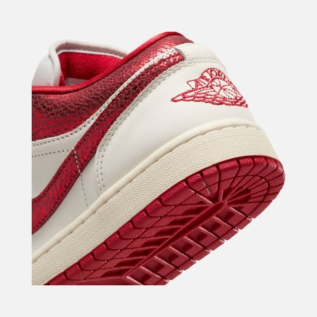 Nike Wmns Air Jordan 1 Low Special Edition Kadın Spor Ayakkabı - Görsel 12