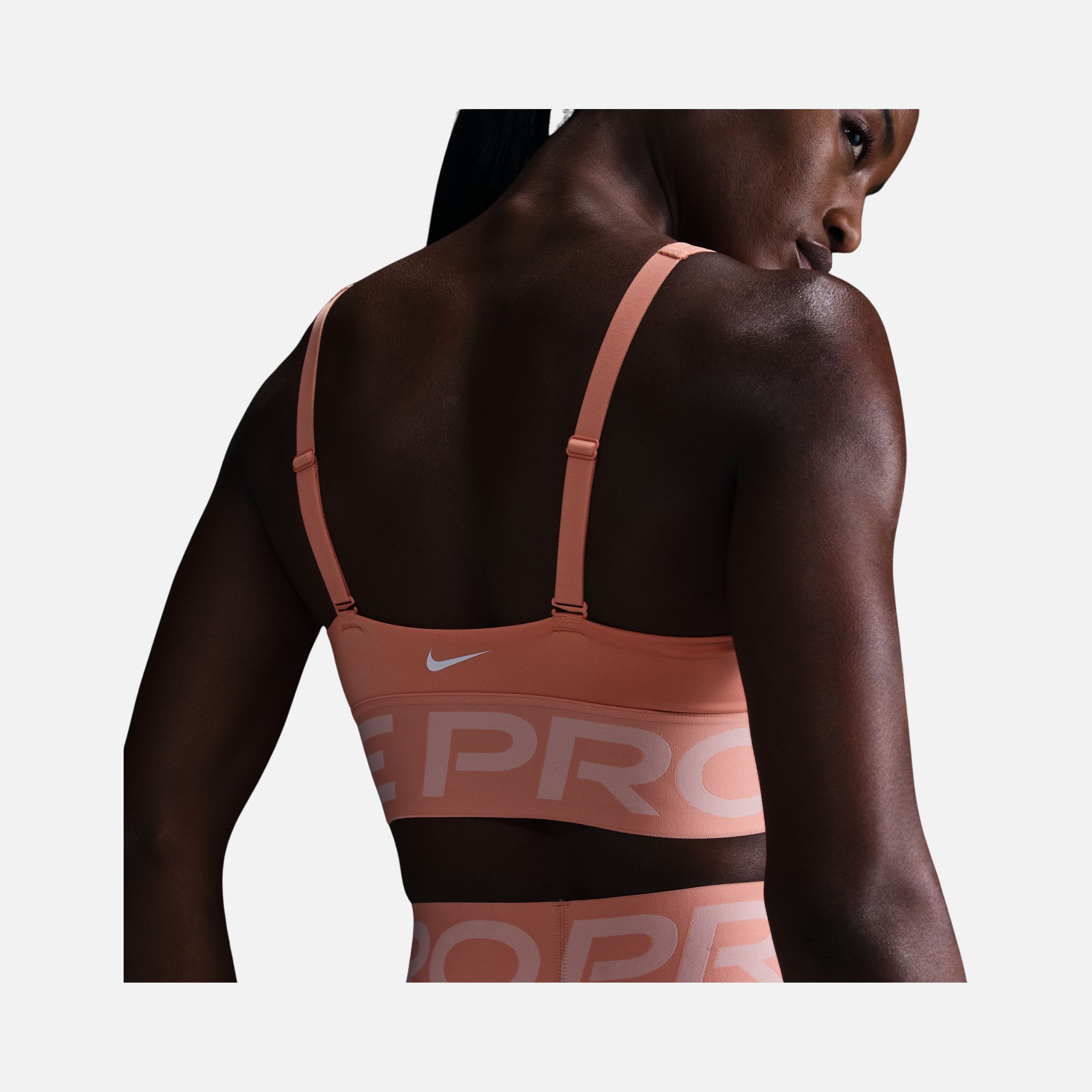 Nike Pro Indy Plunge Medium-Support Padded Training Kadın Bra