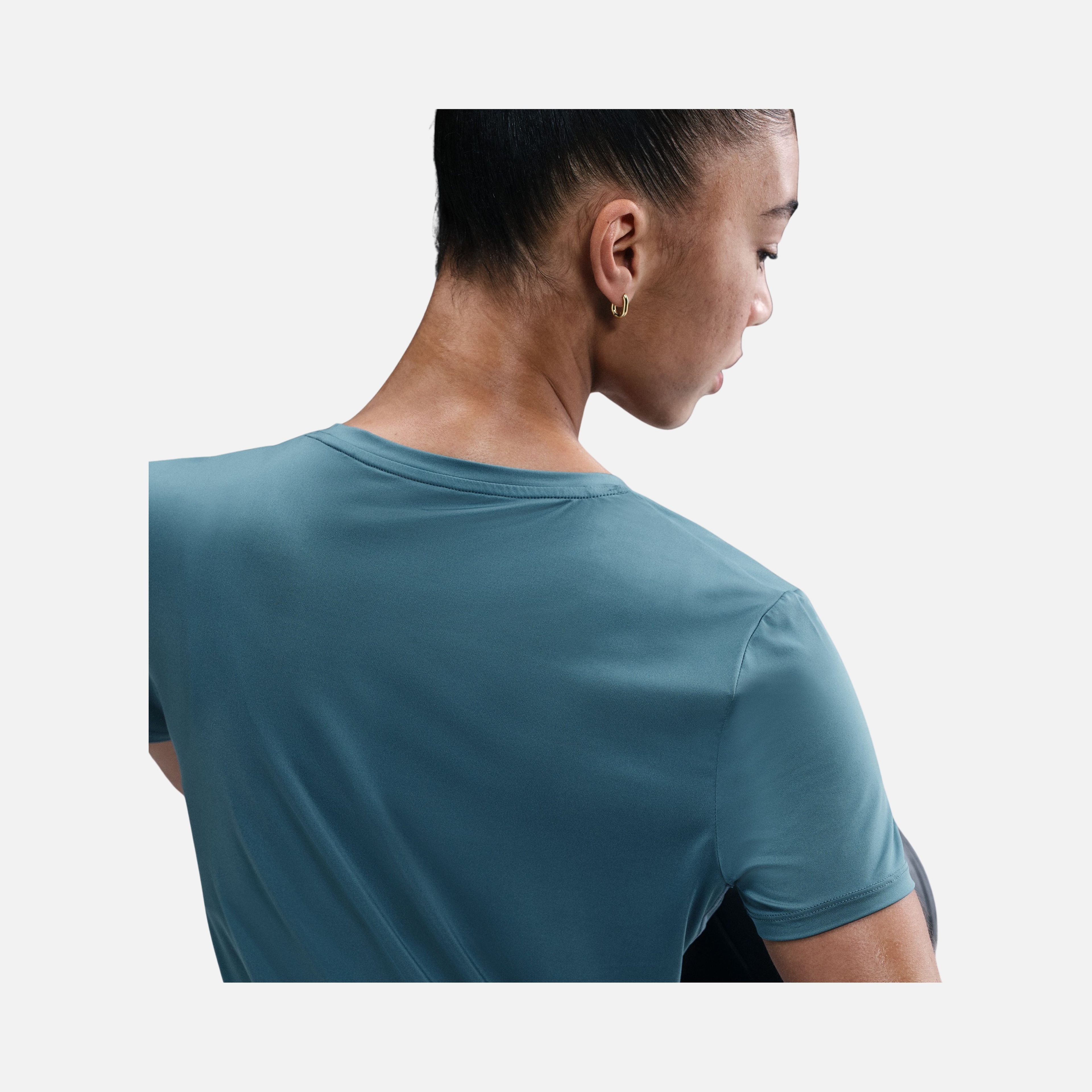 Nike One Classic Df Ss Top Wt Kadın Tişört