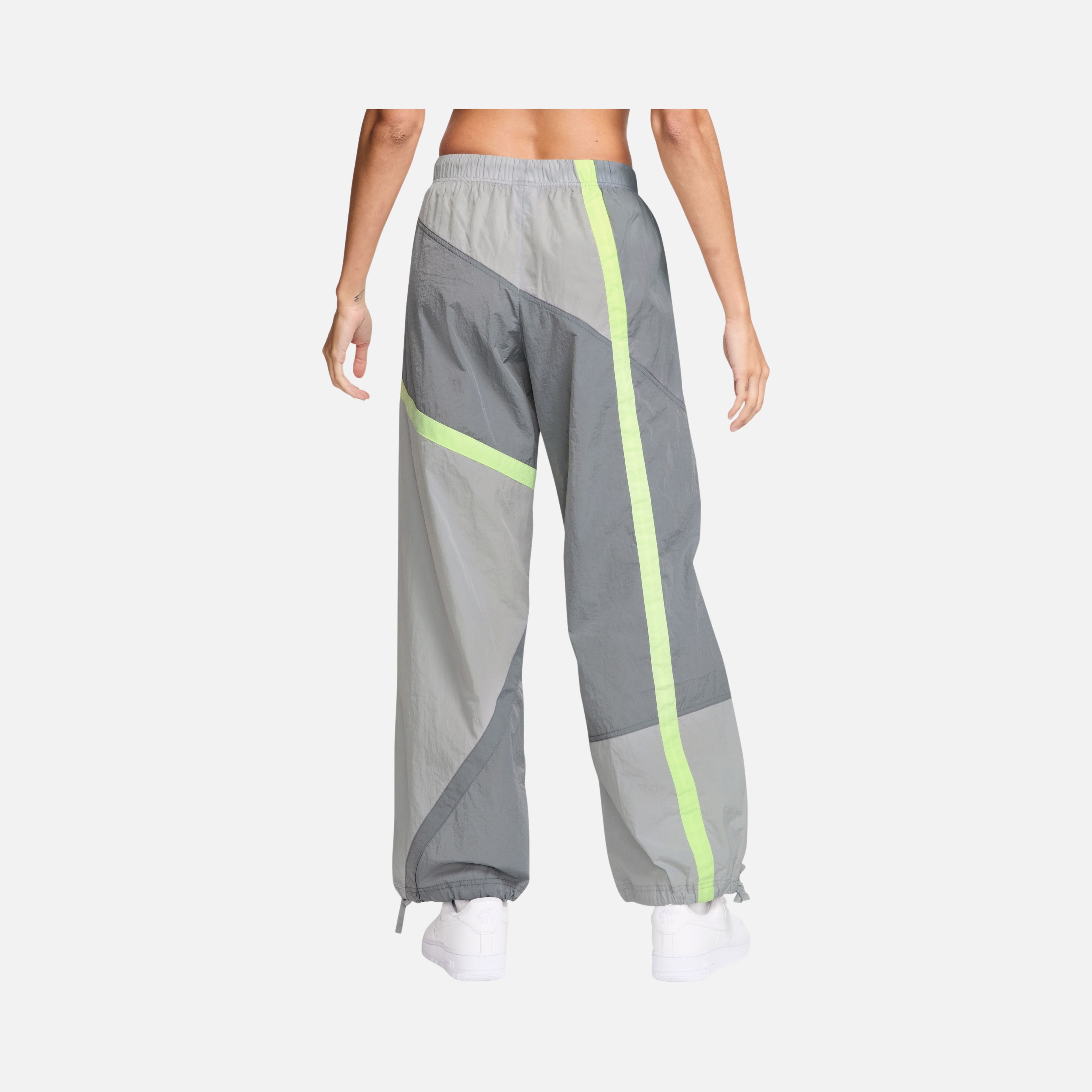 Nike Sportswear Street Woven Open-Hem Kadın Eşofman Altı