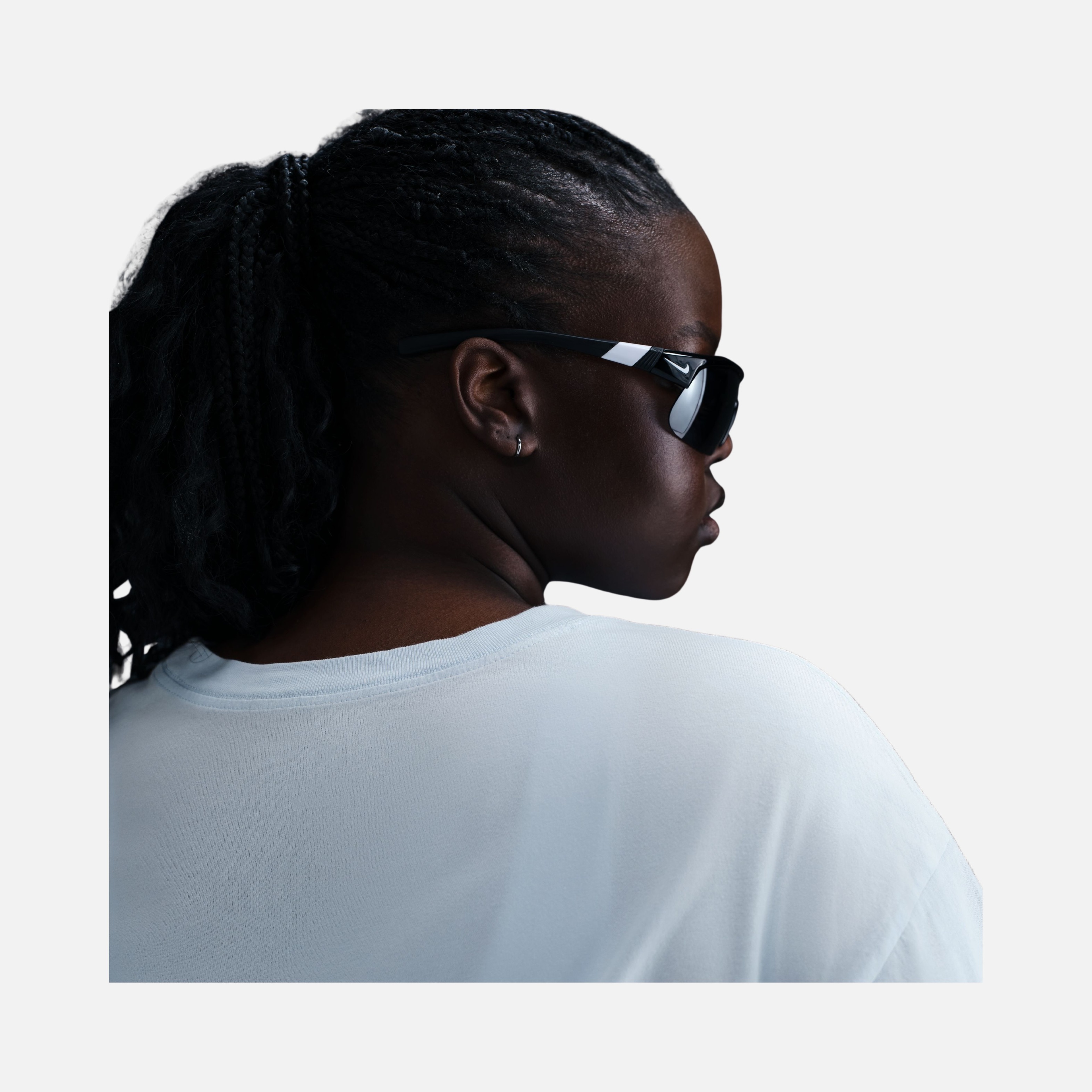 Nike Sportswear Essential Relaxed Fit Short-Sleeve (Plus Size) Kadın Tişört