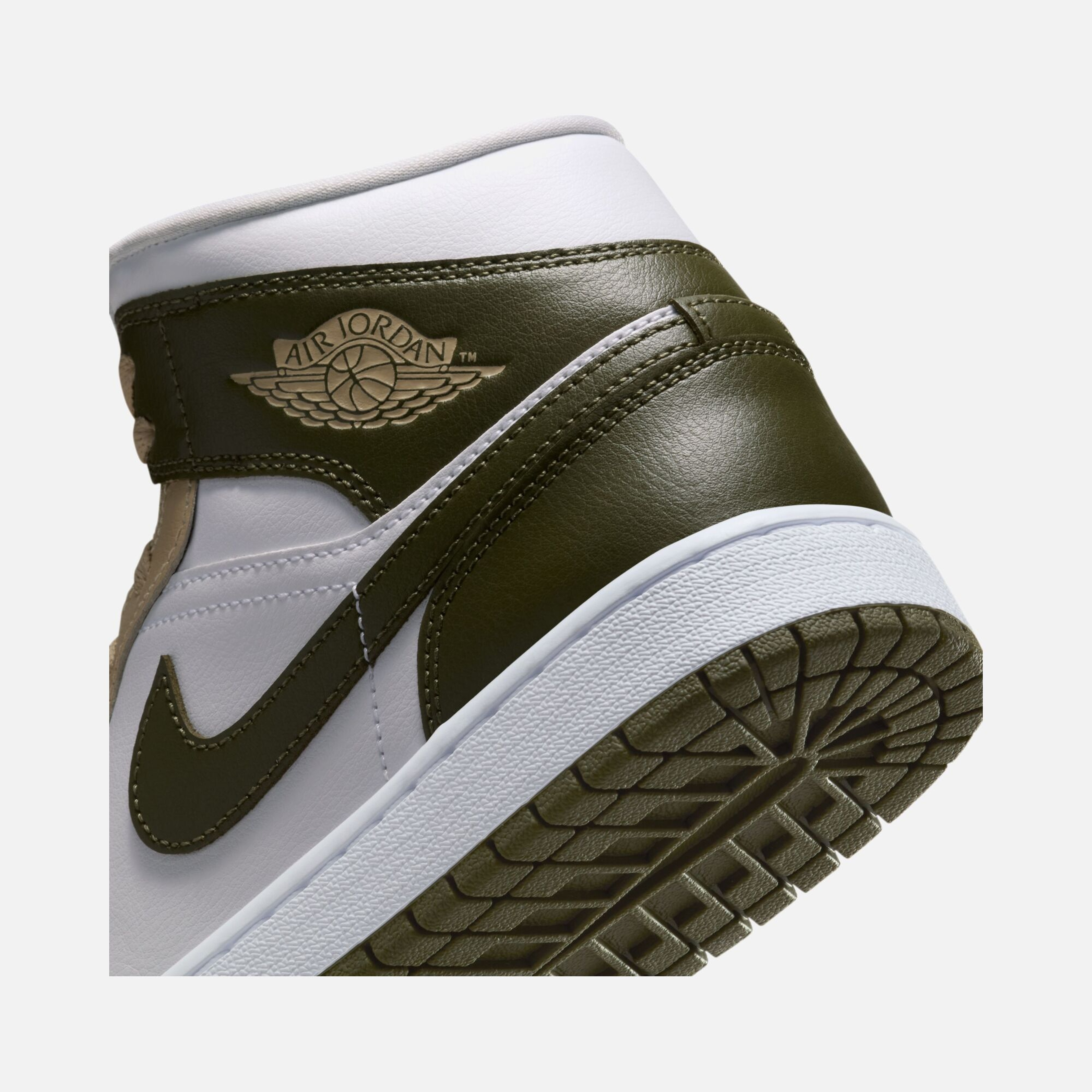 Nike Air Jordan 1 Mid Kadın Spor Ayakkabı