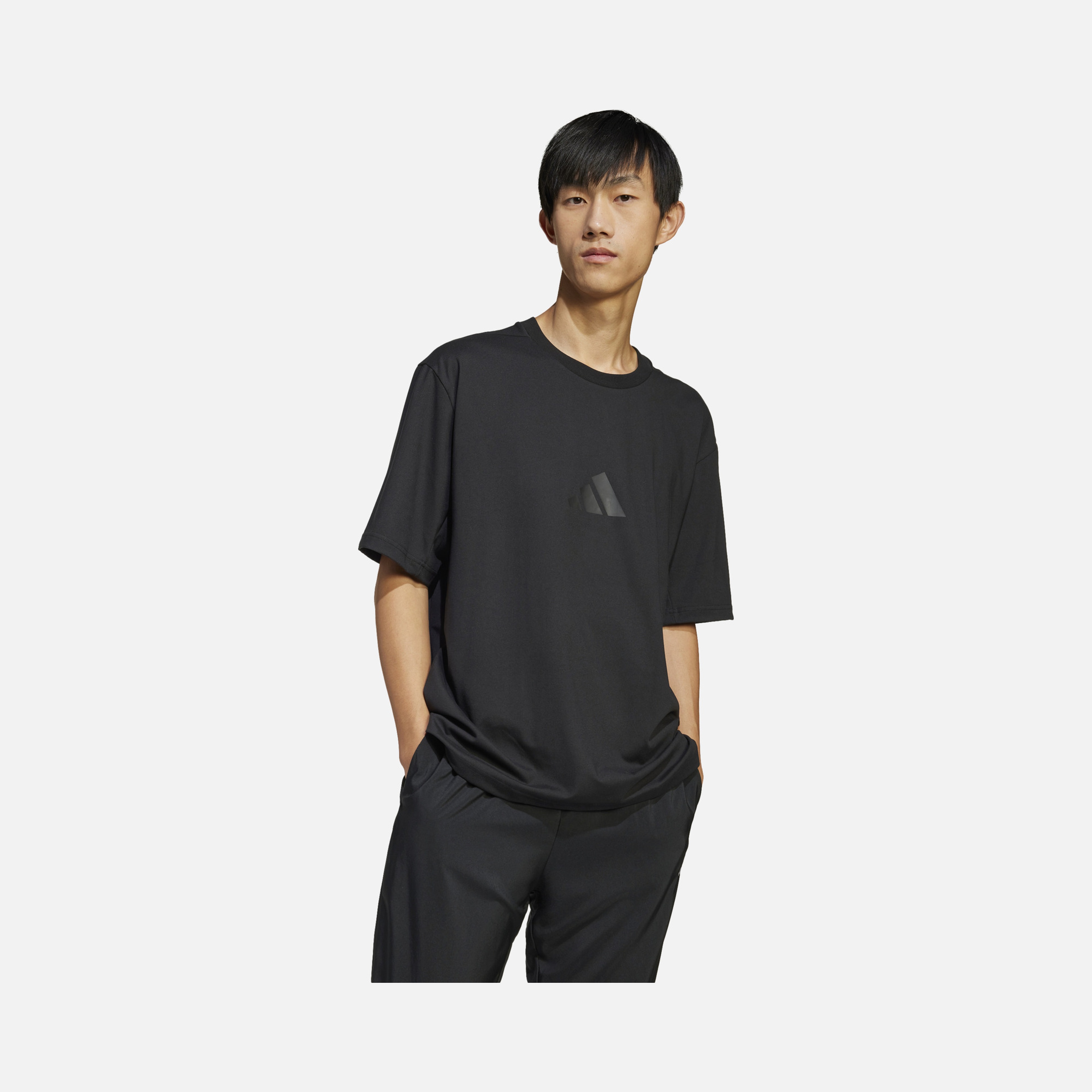 adidas Sportswear Z.N.E. 3 Bar Logo Graphic Loose-Fit Short-Sleeve Erkek Tişört