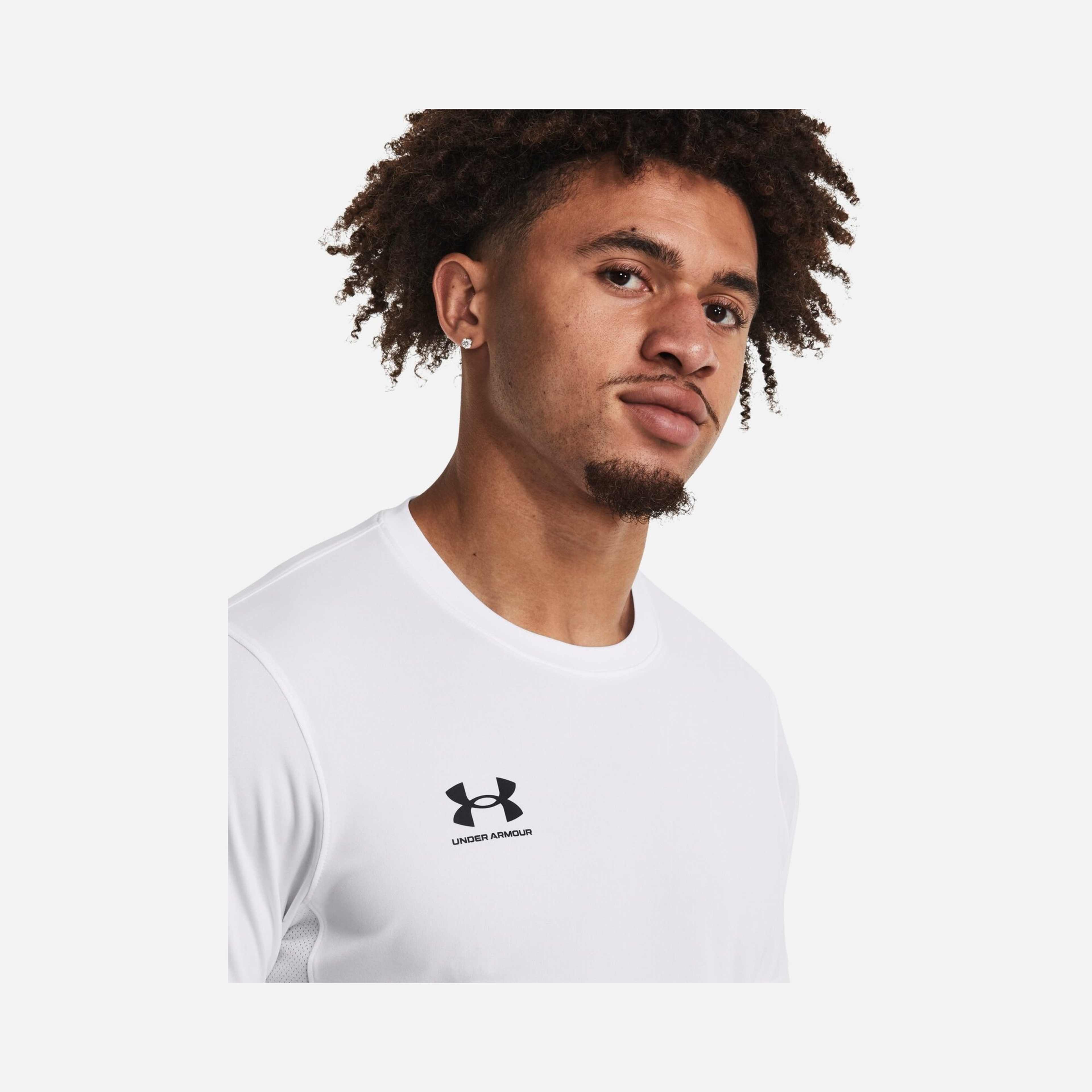 Under Armour Challenger Football Training Slim Cut Short-Sleeve Erkek Tişört