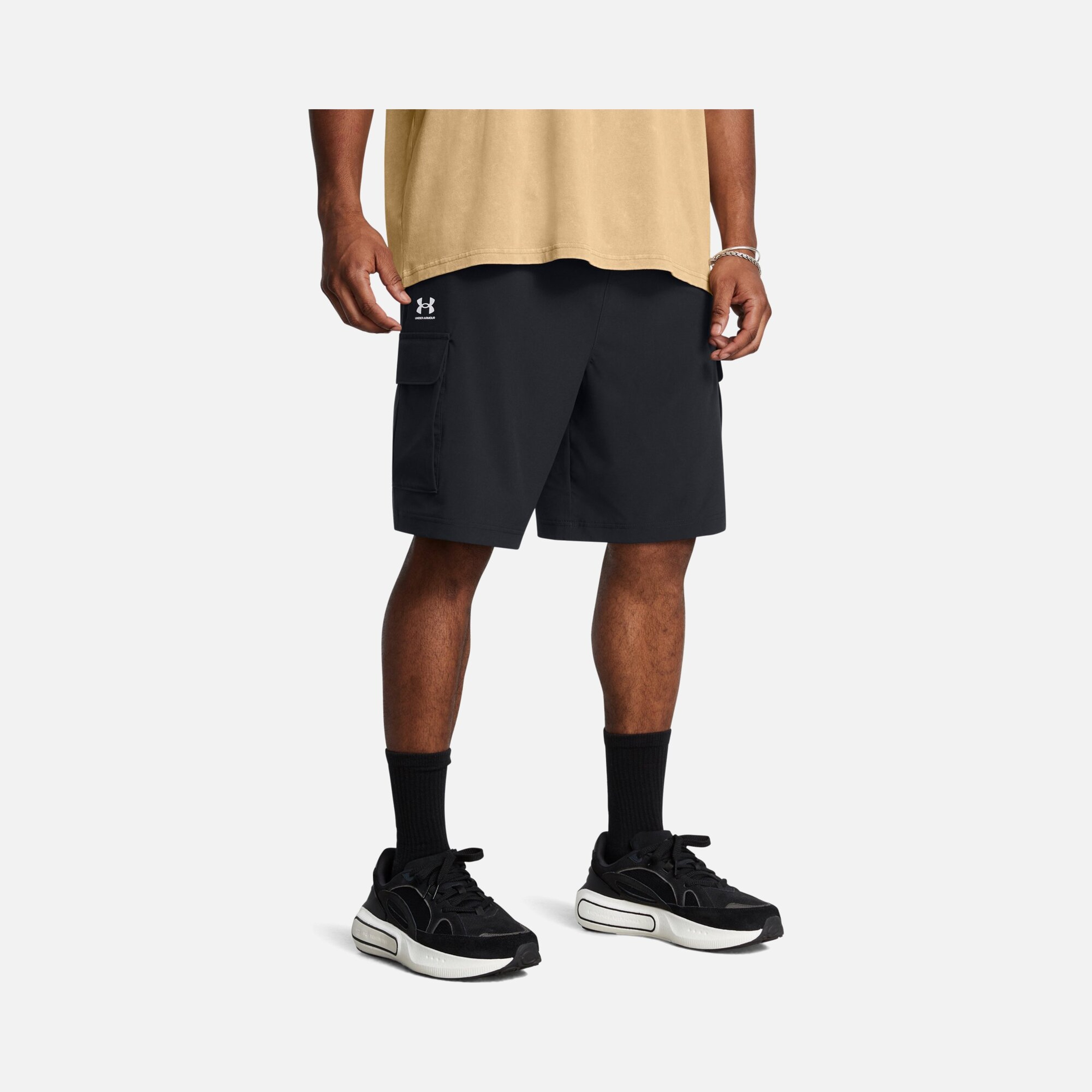 Under Armour Sportswear Vibe Woven Storm Cargo Loose Cut Erkek Şort