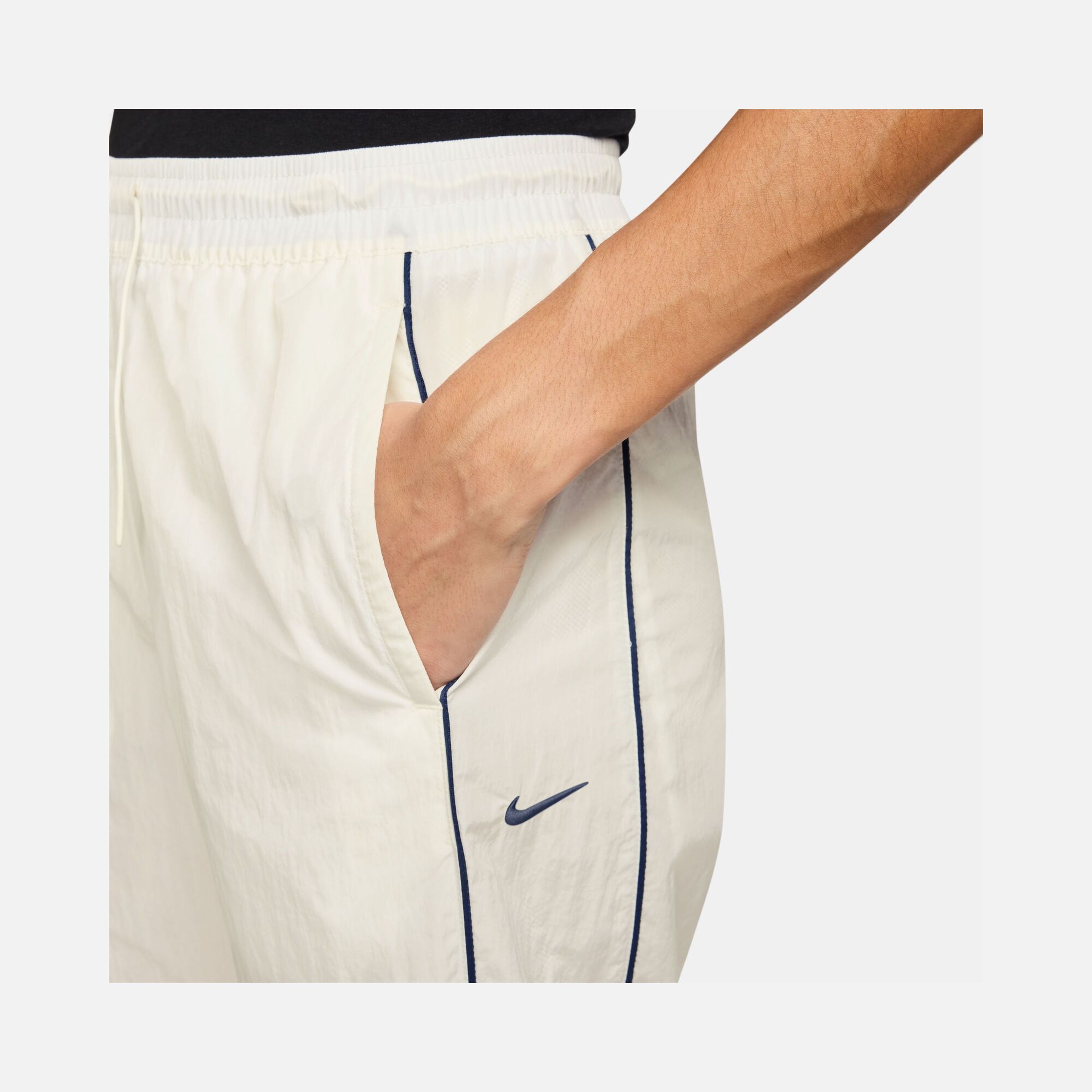 Nike Sportswear Windrunner High-Waisted Woven Open-Hem Kadın Eşofman Altı