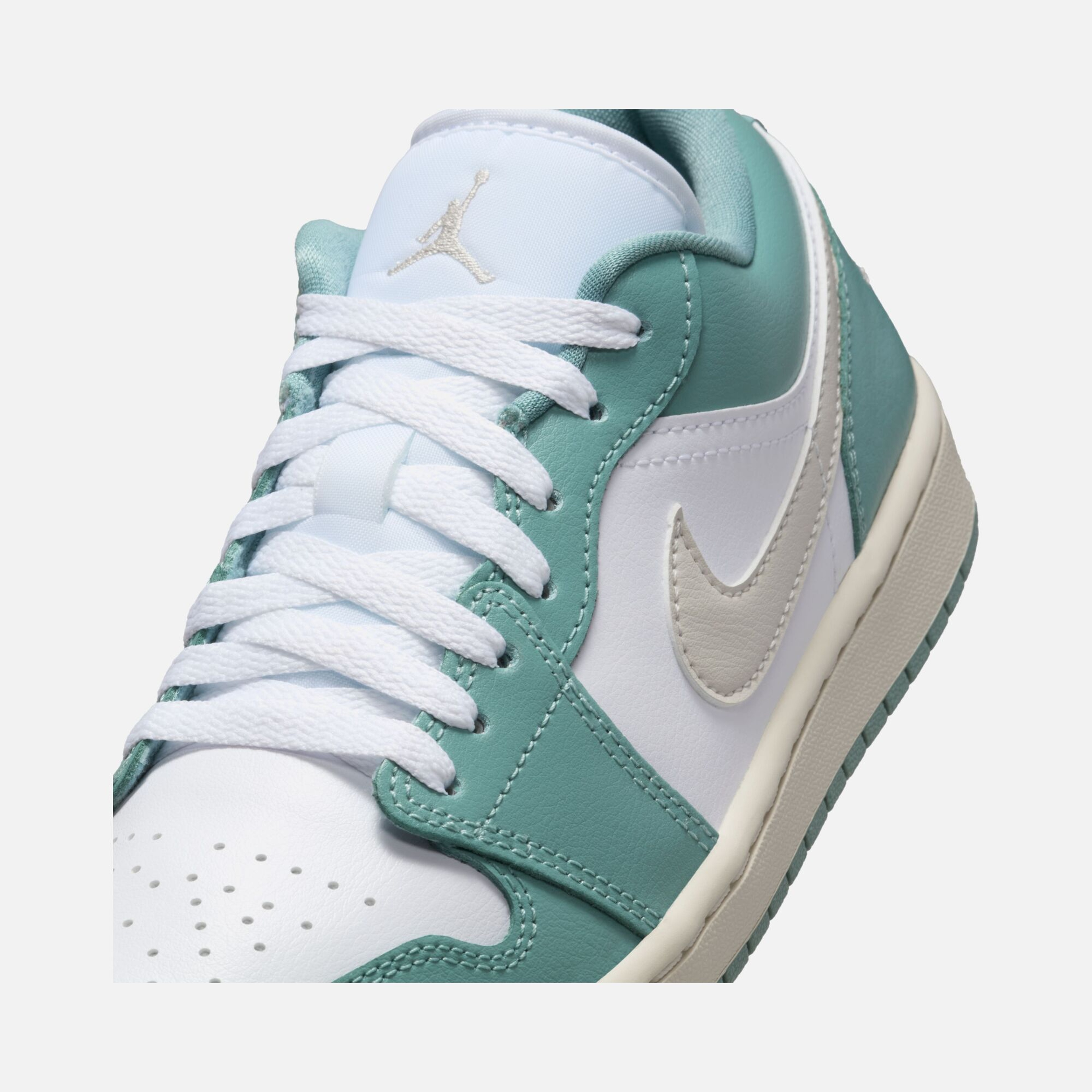 Nike Air Jordan 1 Low Kadın Spor Ayakkabı