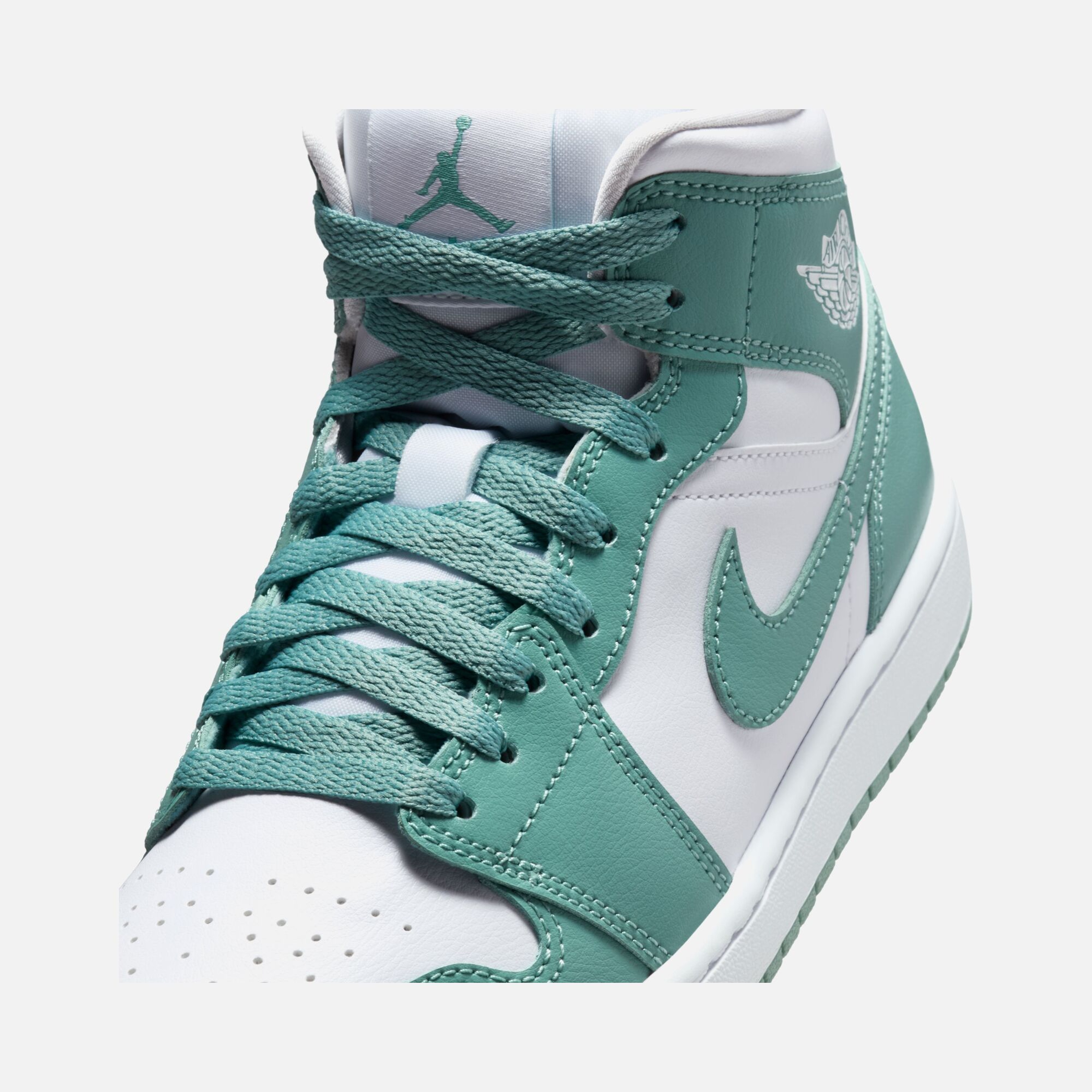 Nike Air Jordan 1 Mid Kadın Spor Ayakkabı