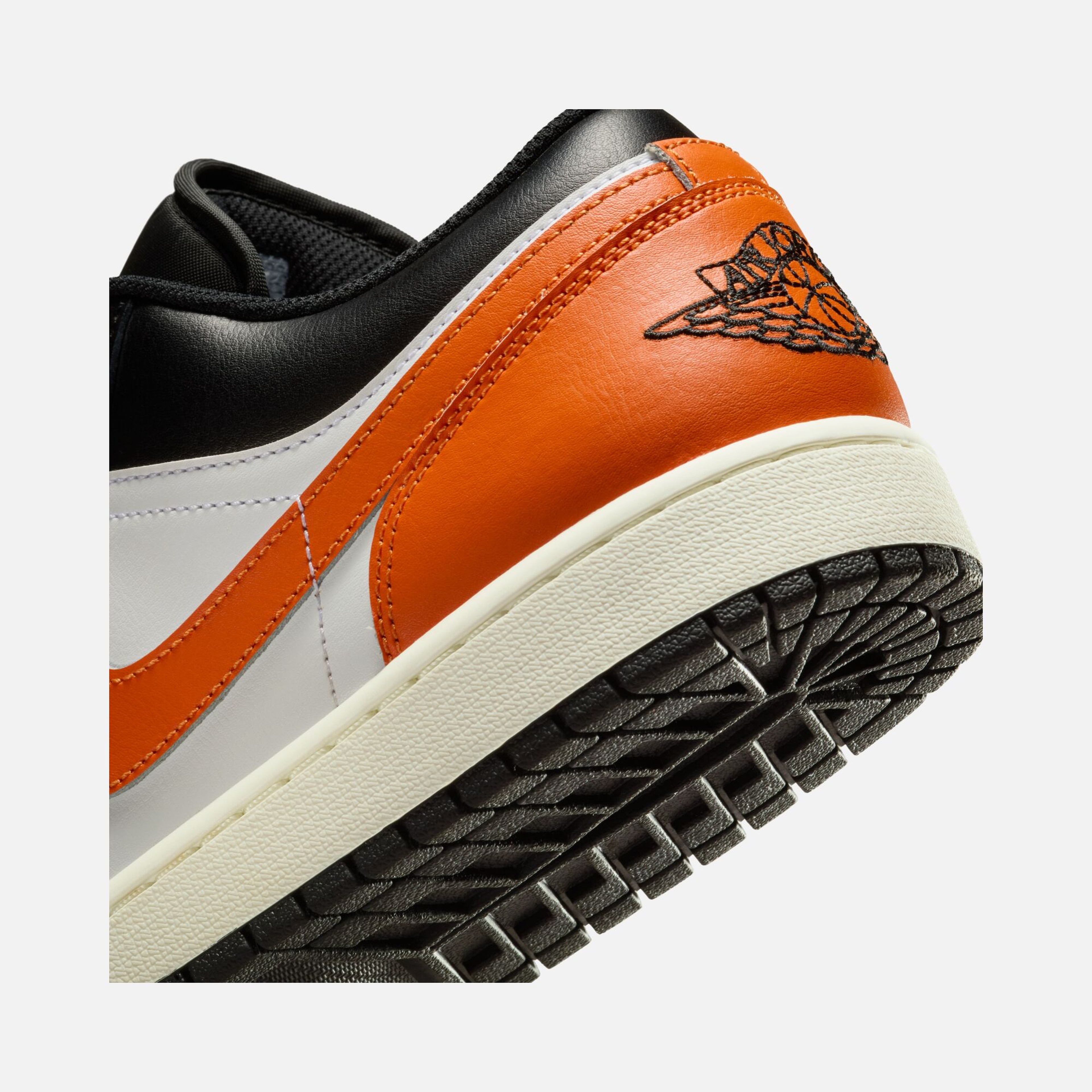 Nike Air Jordan 1 Low CO Erkek Spor Ayakkabı