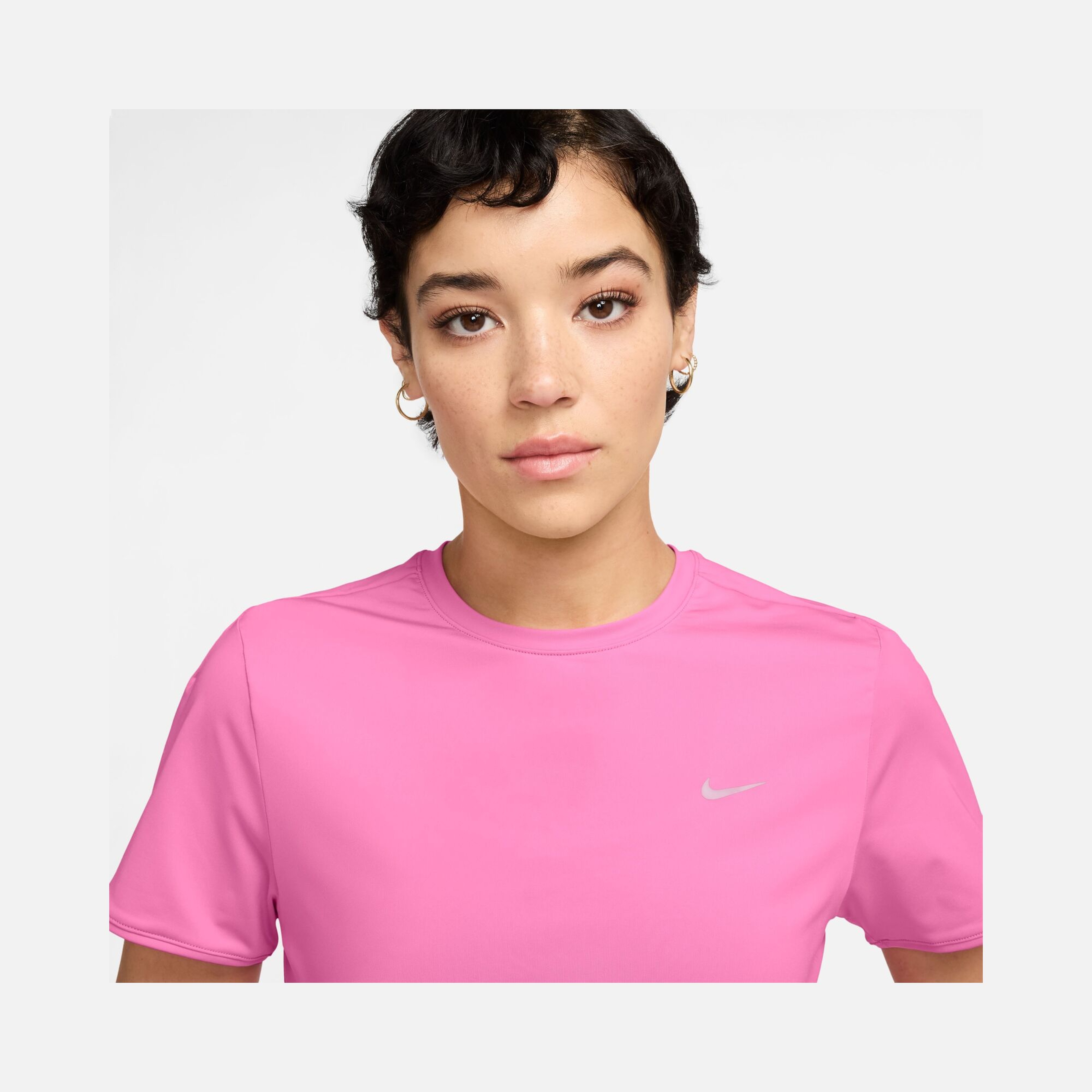 Nike Swift Dri-Fit Running Short-Sleeve Kadın Tişört