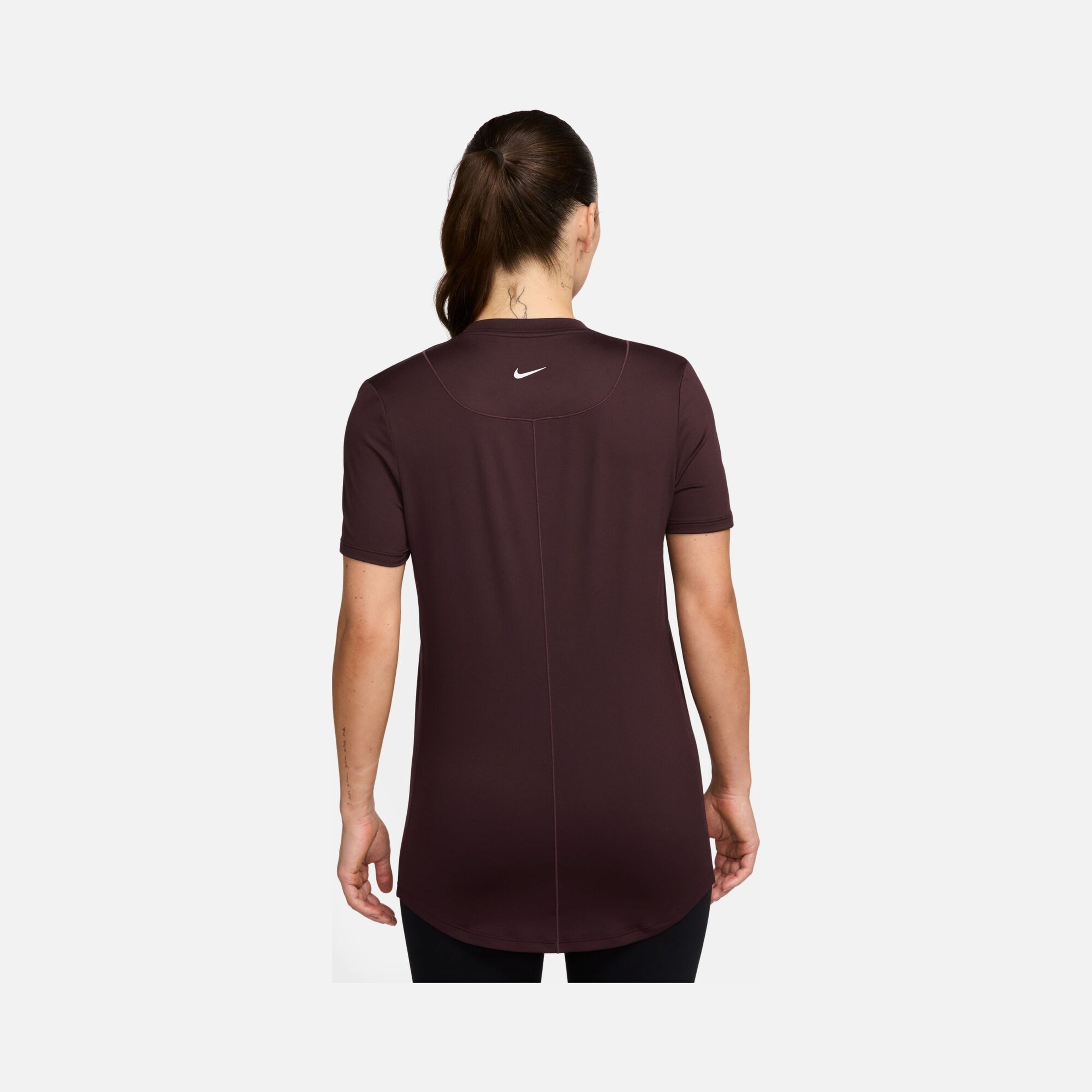 Nike One Dri-Fit Slim-Fit Training Short-Sleeve (Maternity) Kadın Tişört