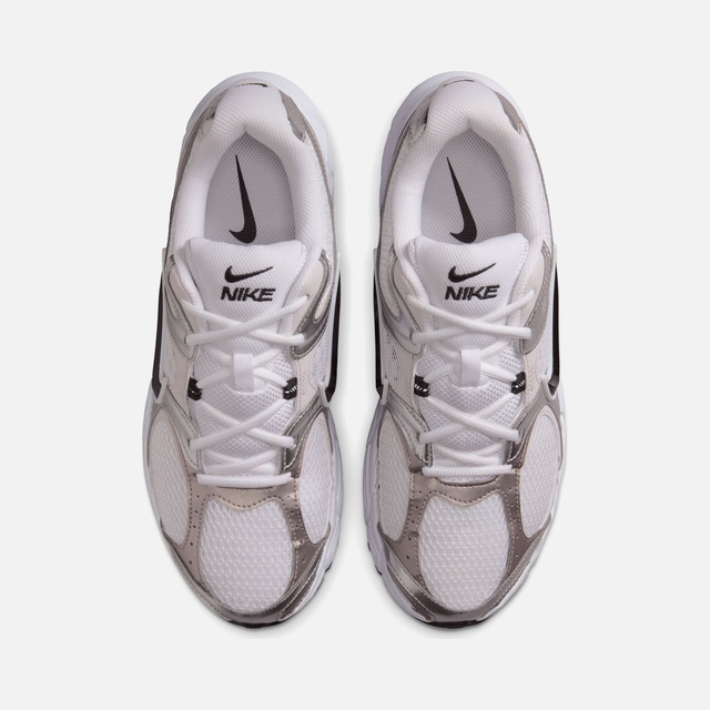 Nike Beyaz Nike V5 RNR