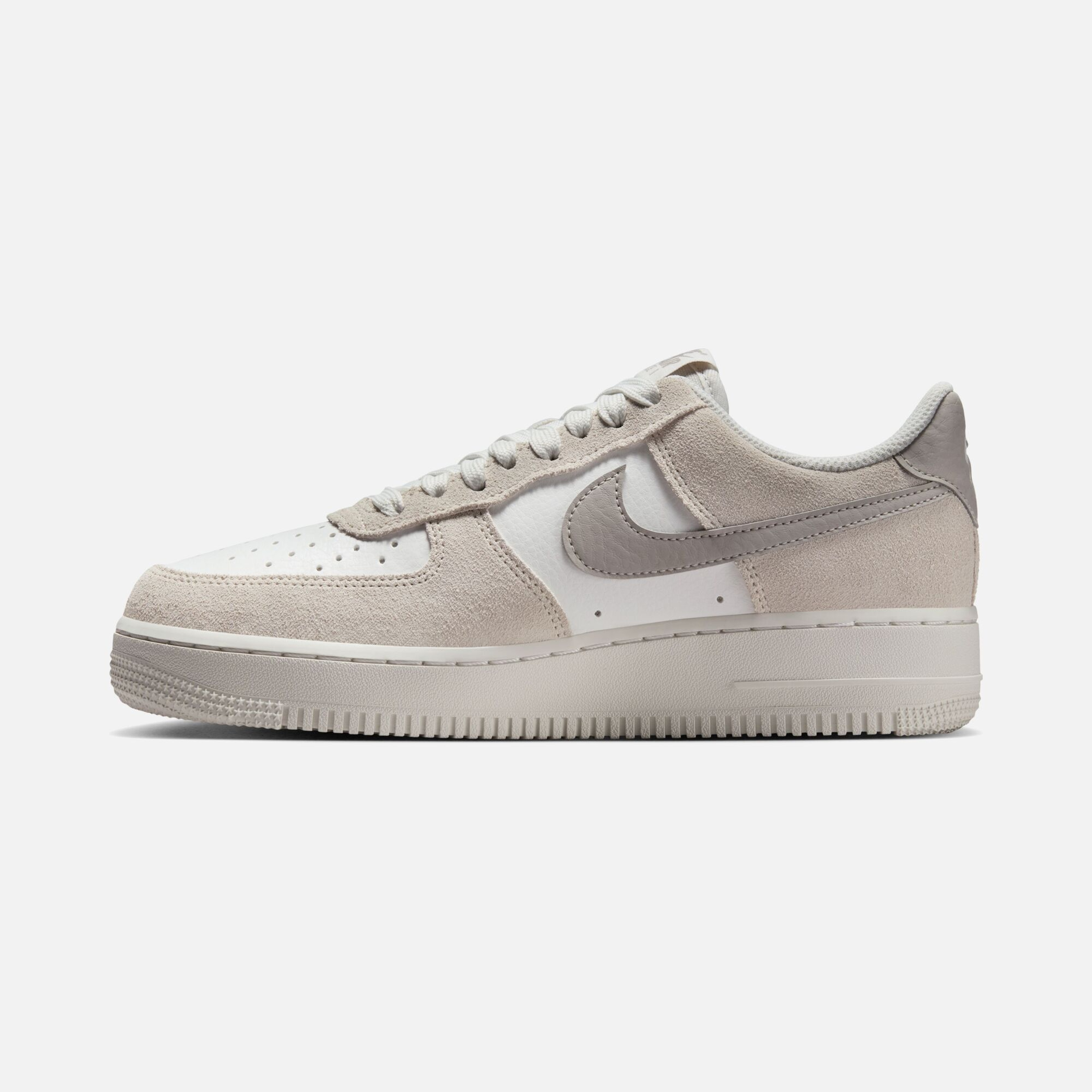 Nike Air Force 1 Low FA25 Kadın Spor Ayakkabı