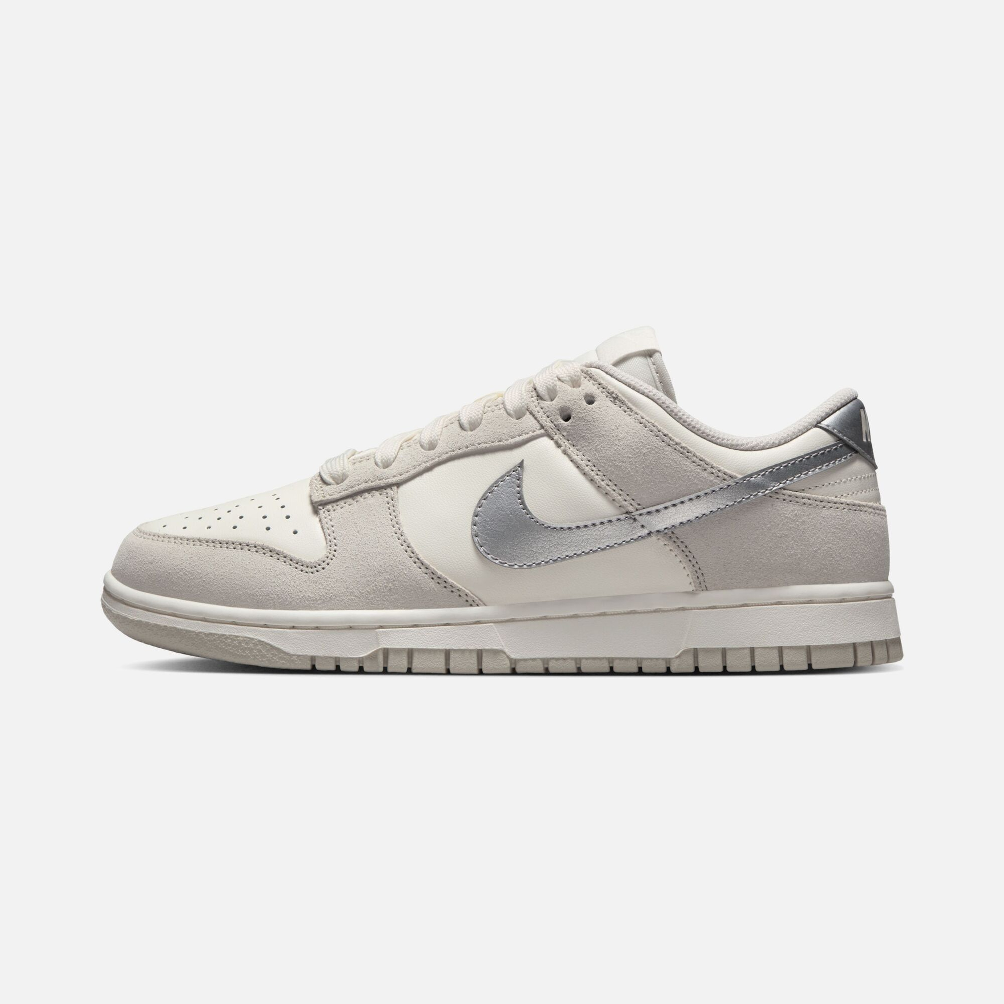 Nike Dunk Low FA25 Kadın Spor Ayakkabı