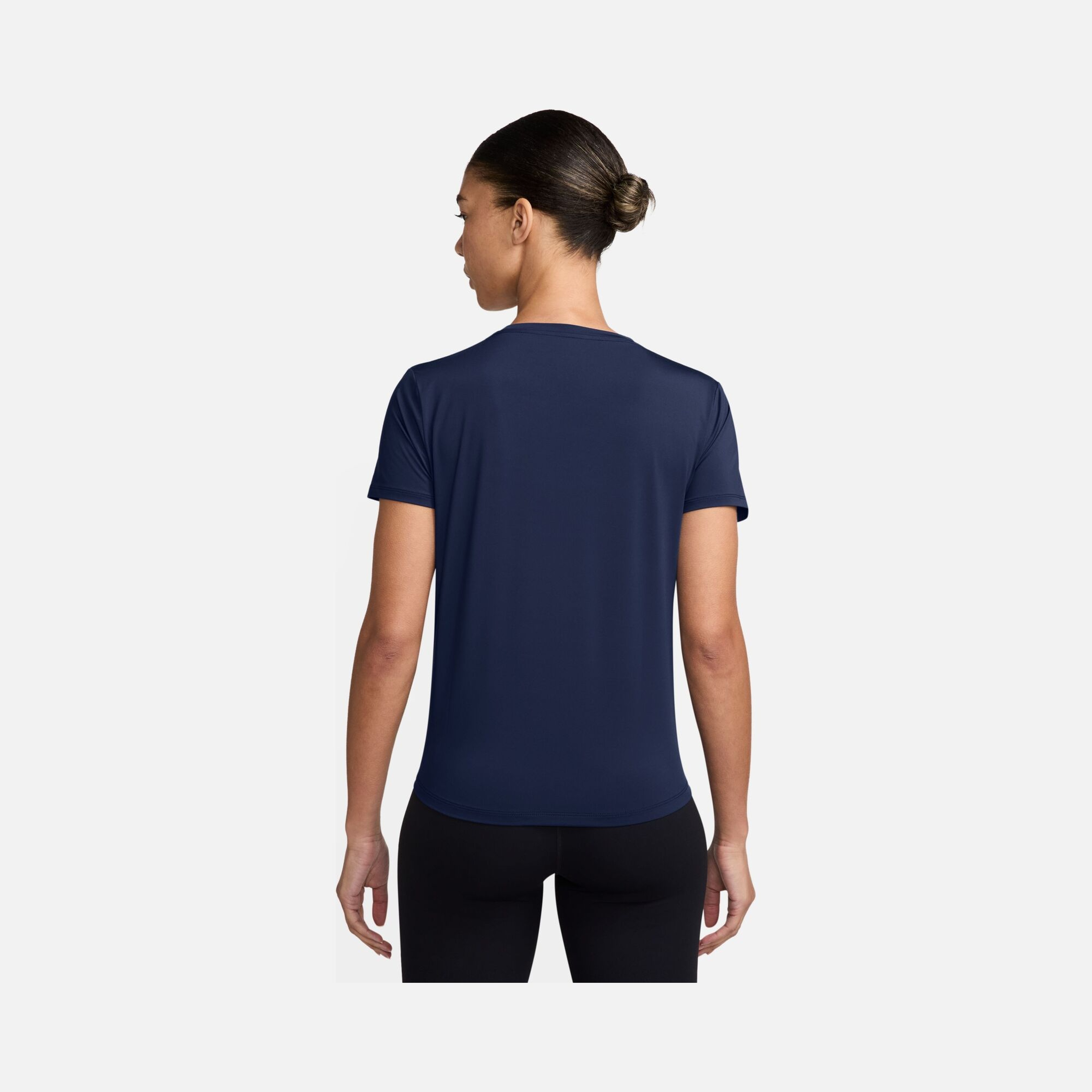 Nike One Classic Df Ss Top Wt Kadın Tişört