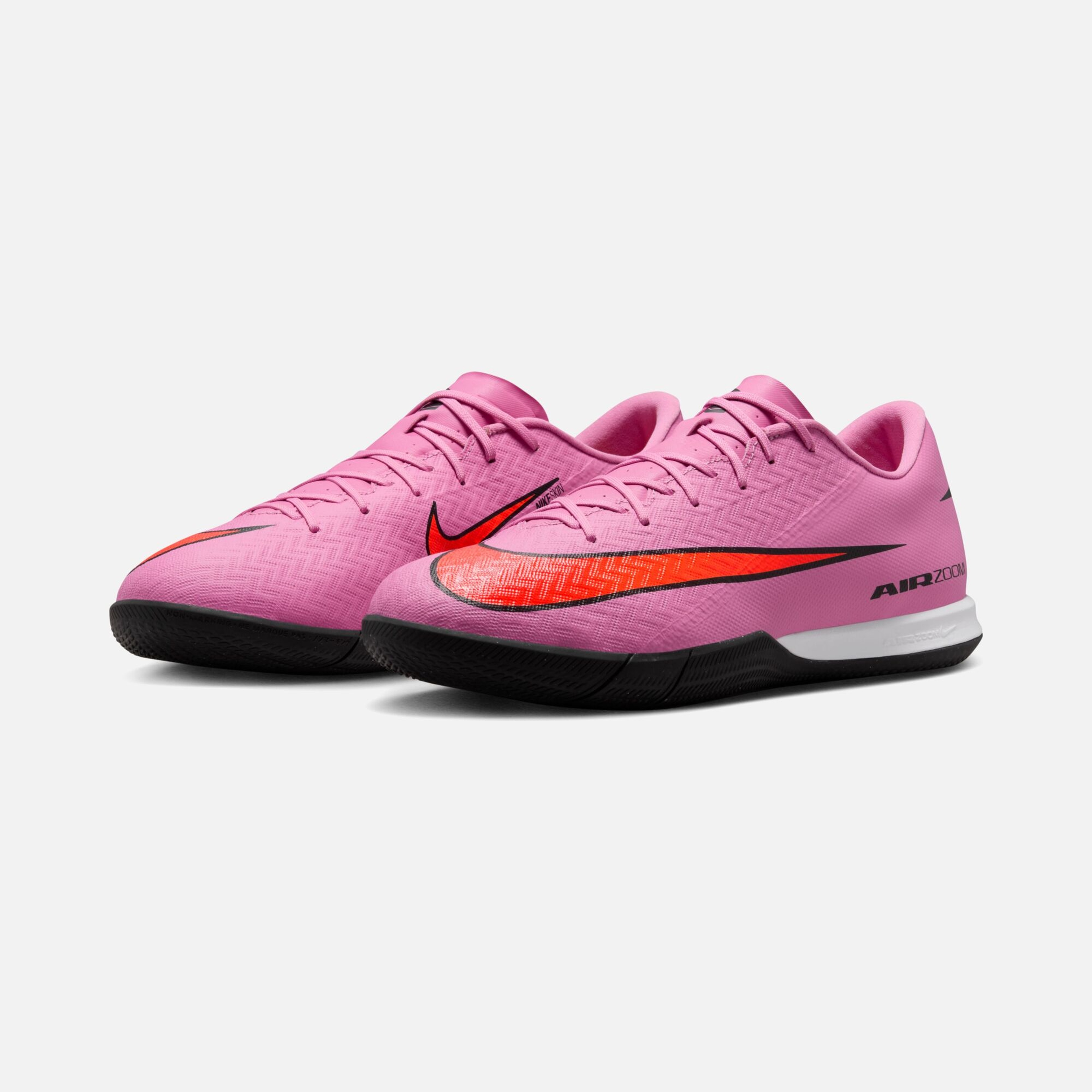 Nike Mercurial Zoom Vapor 16 Academy IC Indoor Low-Top Erkek Halı Saha Ayakkabı