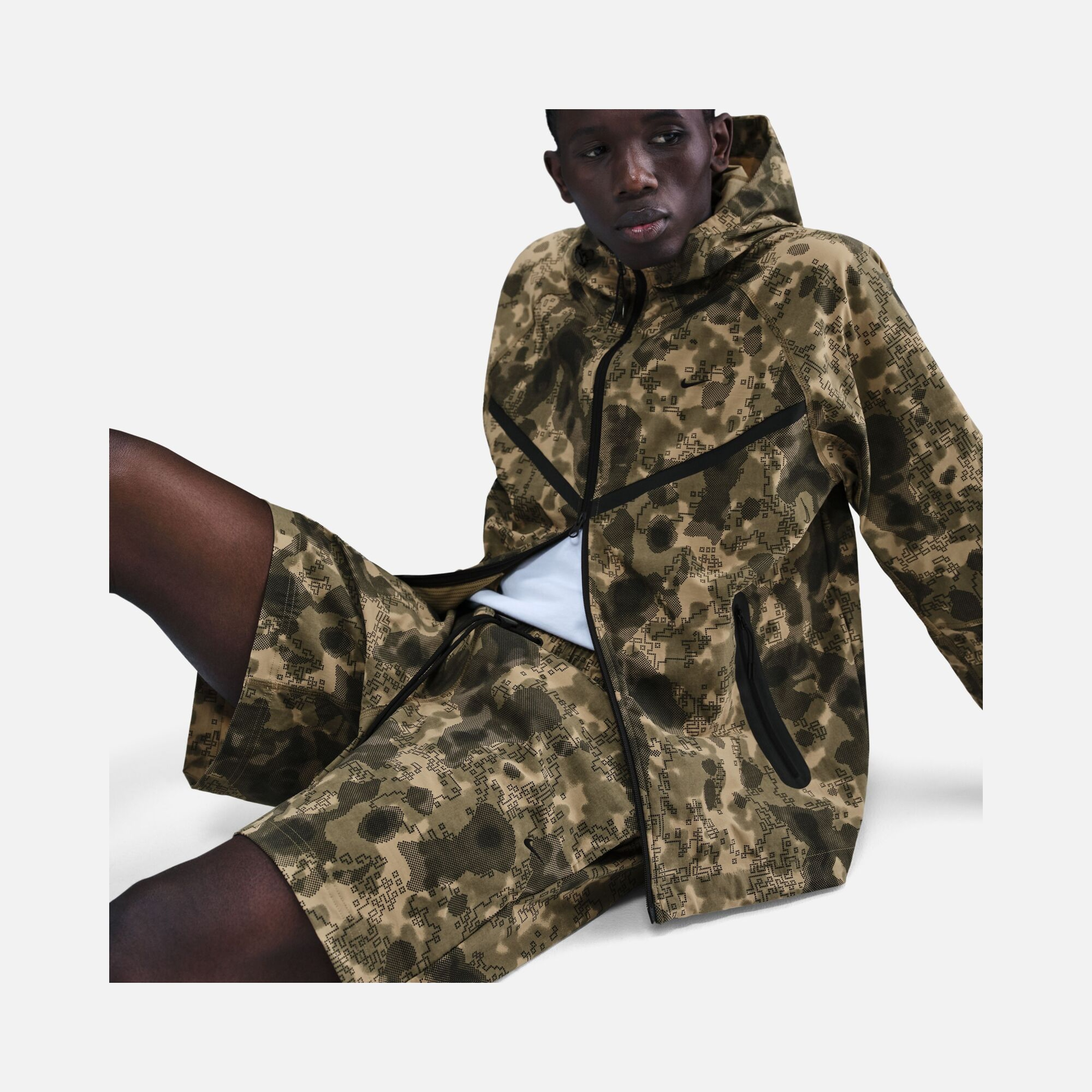 Nike M Tech Woven Short Gx Aop Erkek Şort