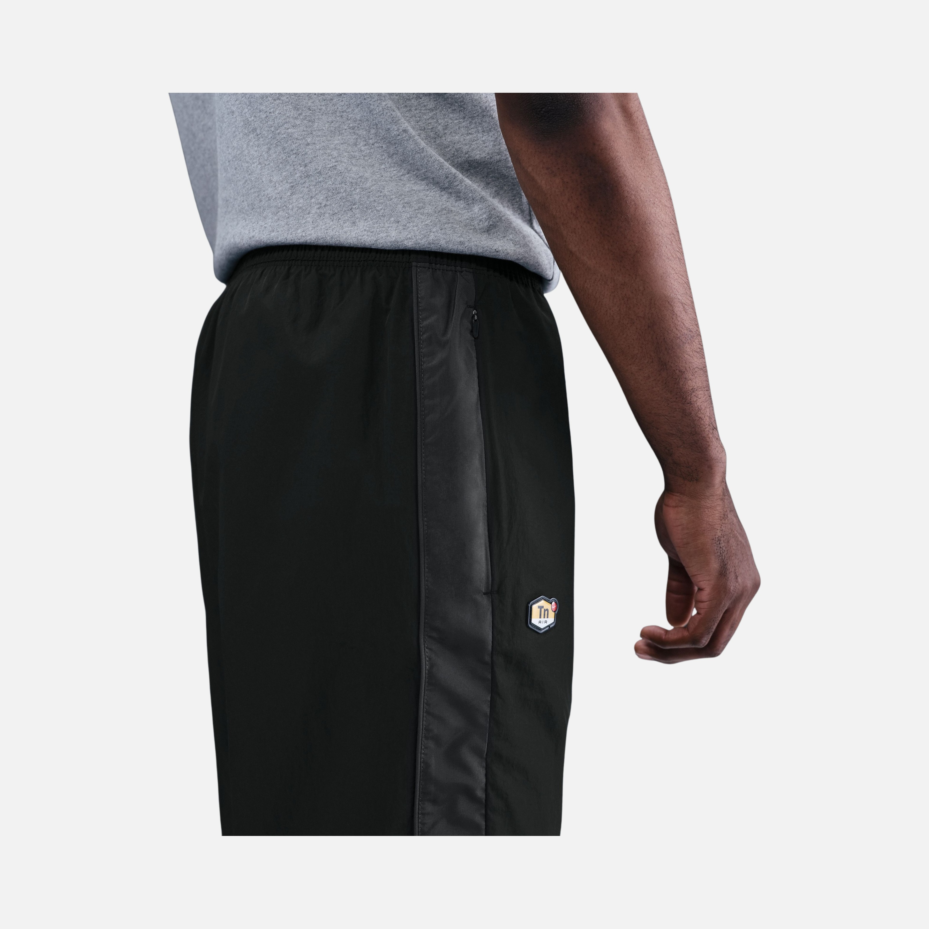 Nike Sportswear Tuned Air Graphics Woven Fabric Lined Erkek Eşofman Altı