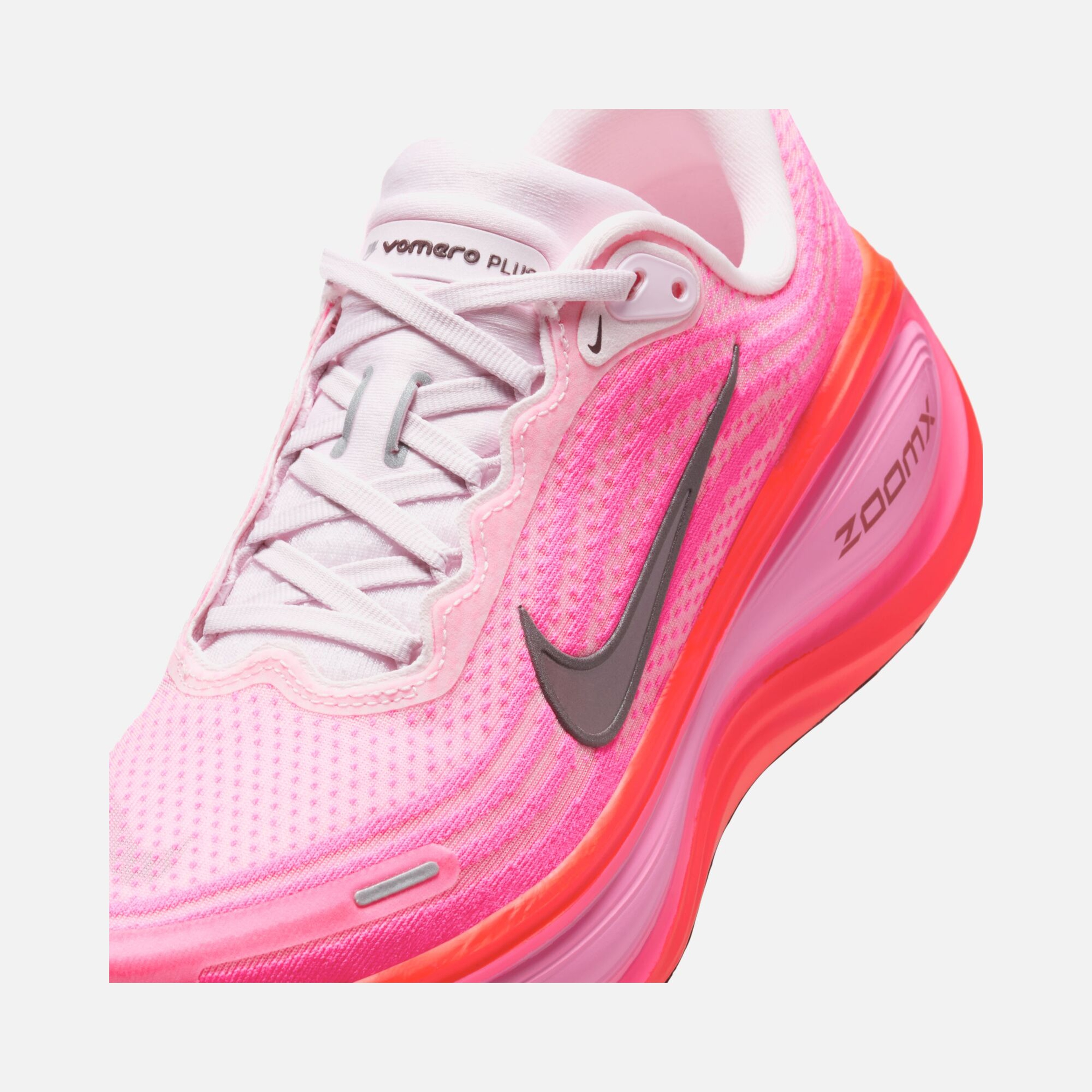 Nike Vomero Plus SS26 Kadın Spor Ayakkabı