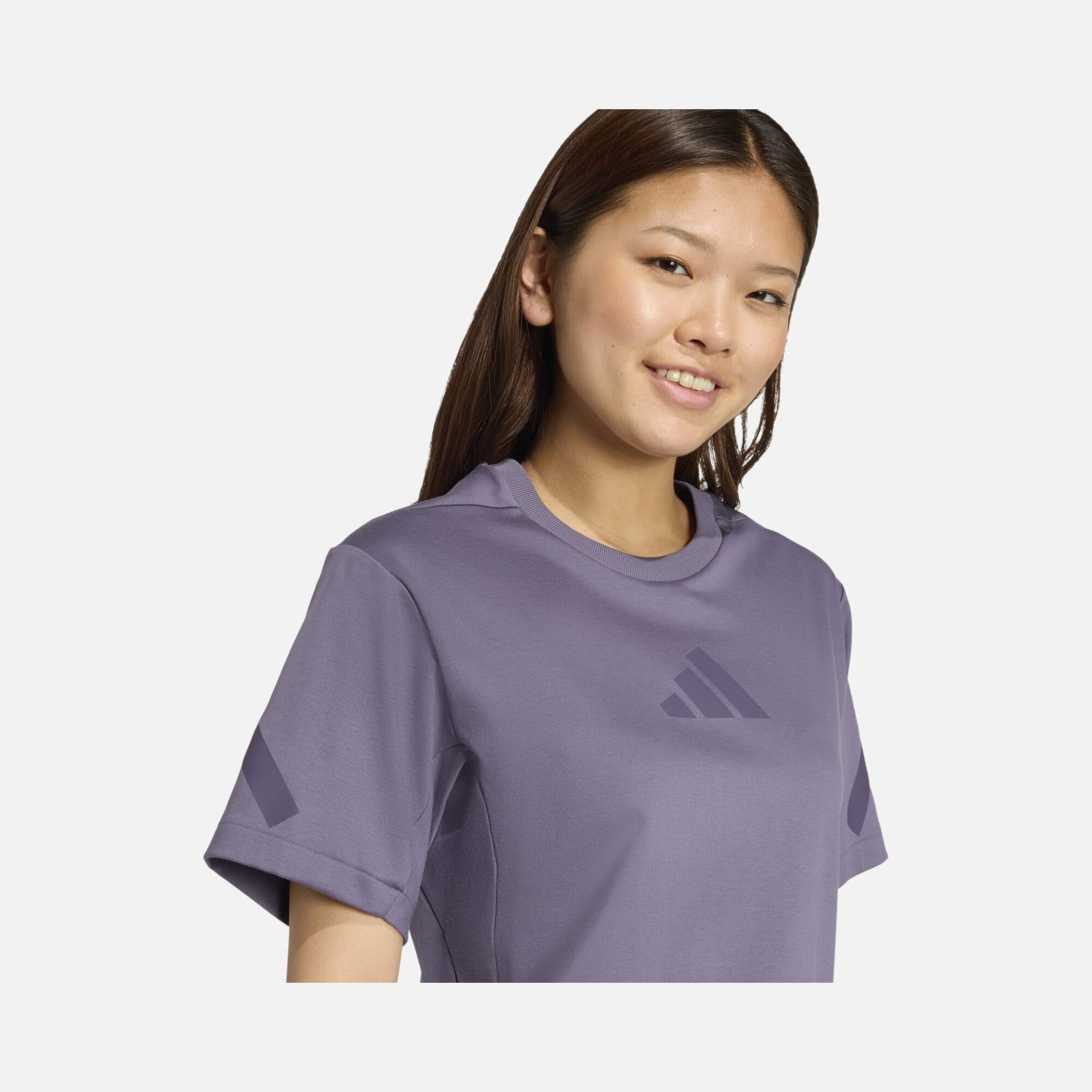 adidas Z.N.E. Sportswear Short-Sleeve Kadın Tişört