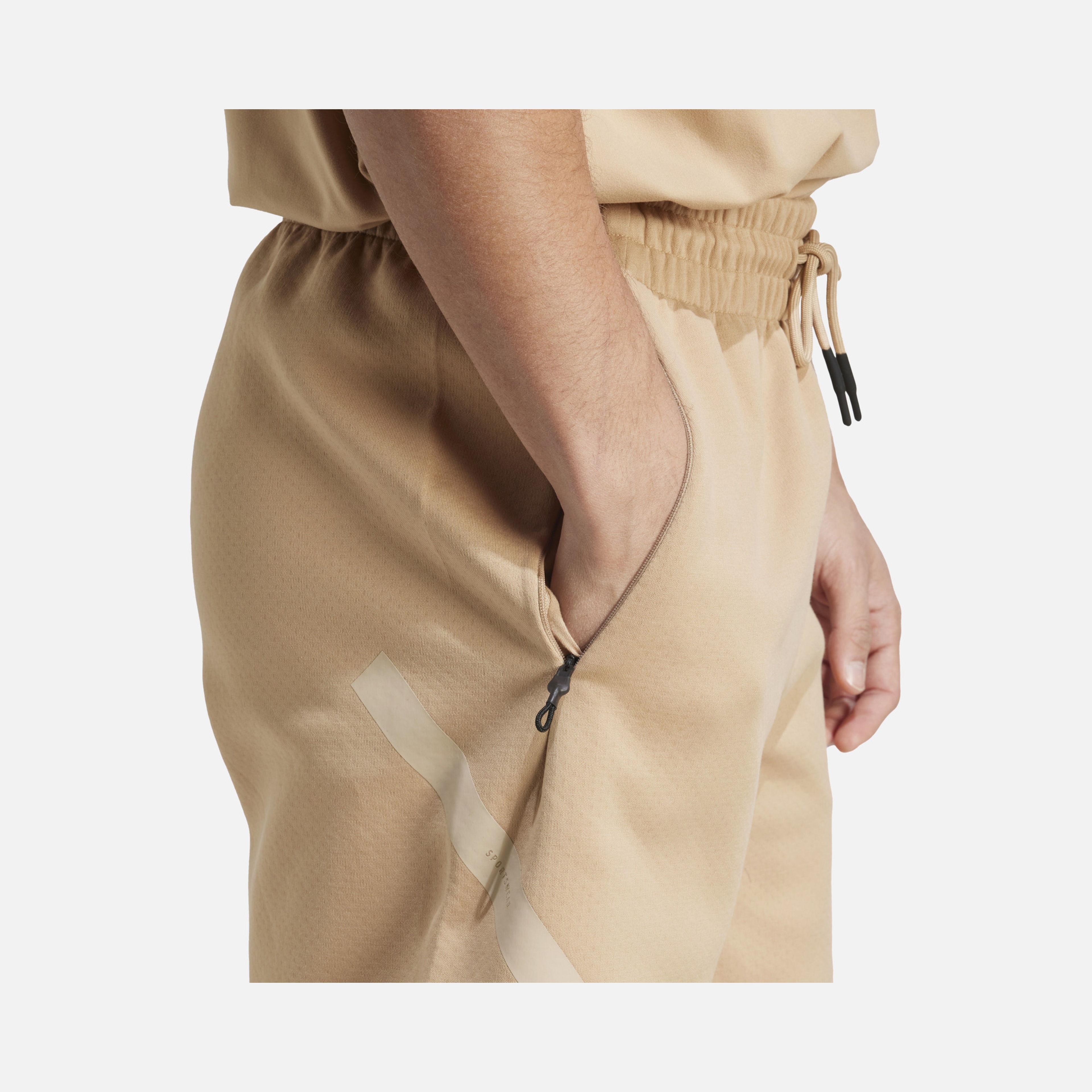 adidas Z.N.E. Sportswear Regular-Fit Mid-Rise Erkek Şort