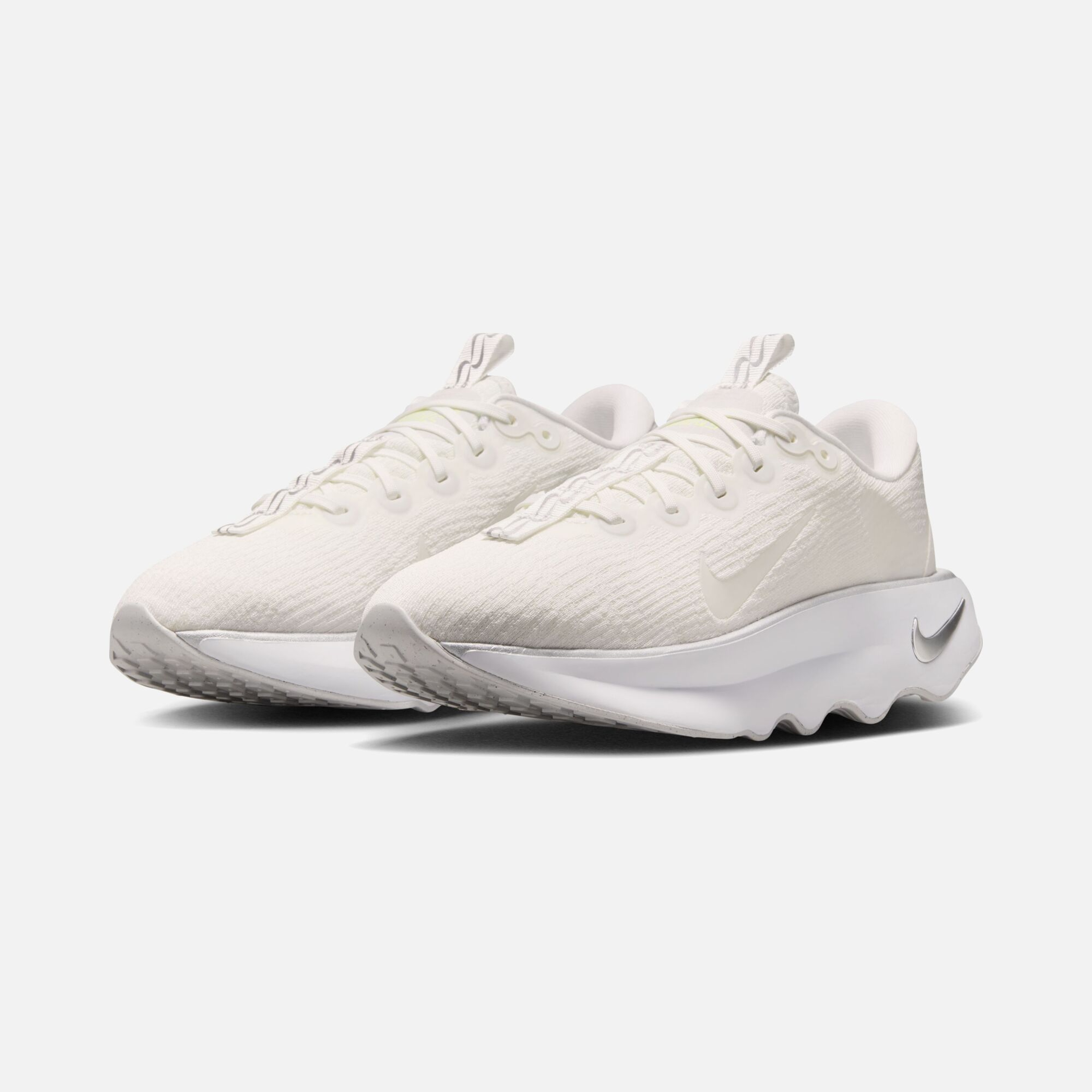 Nike Motiva Walking Kadın Spor Ayakkabı