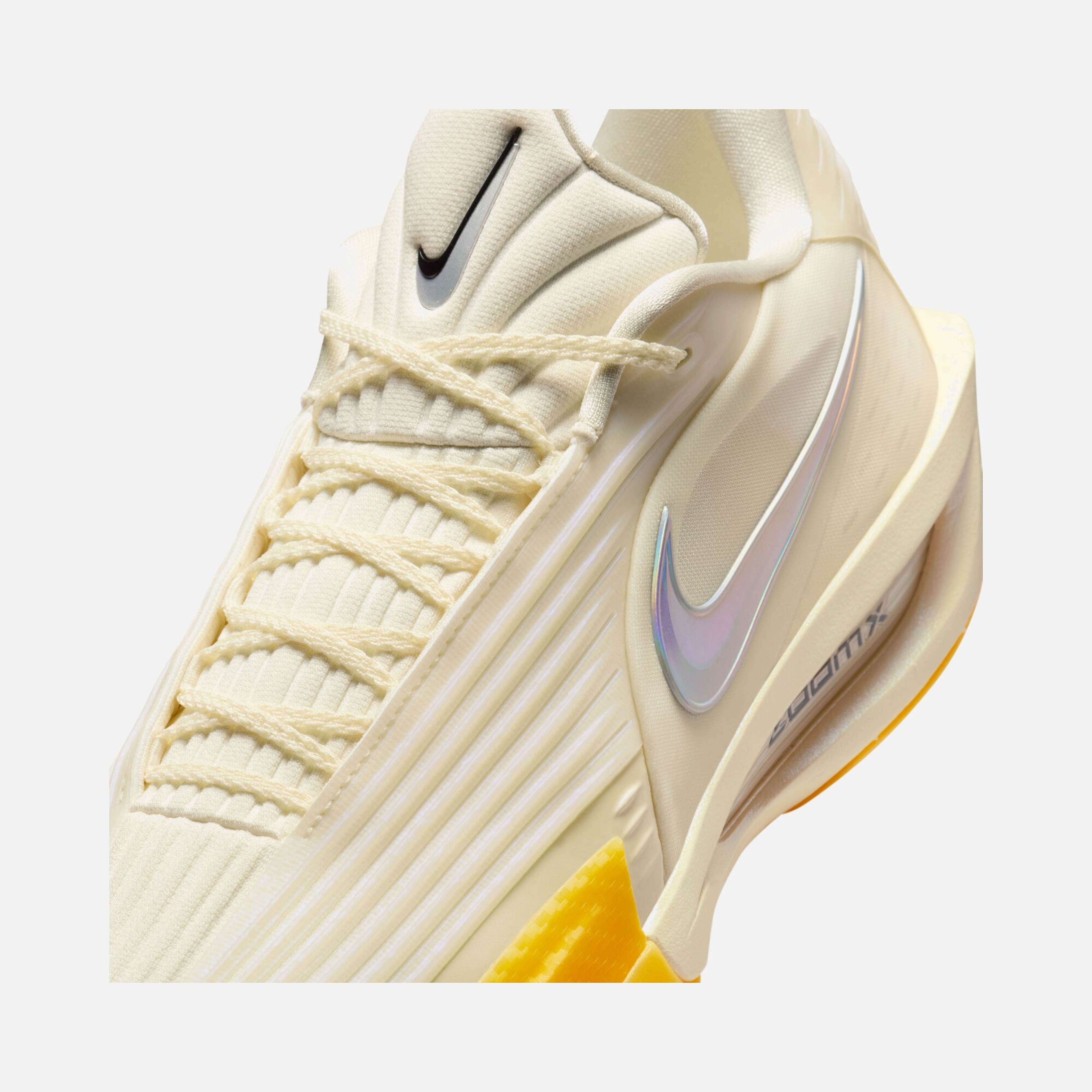 Nike G.T. Cut 3 Turbo Erkek Basketbol Ayakkabısı