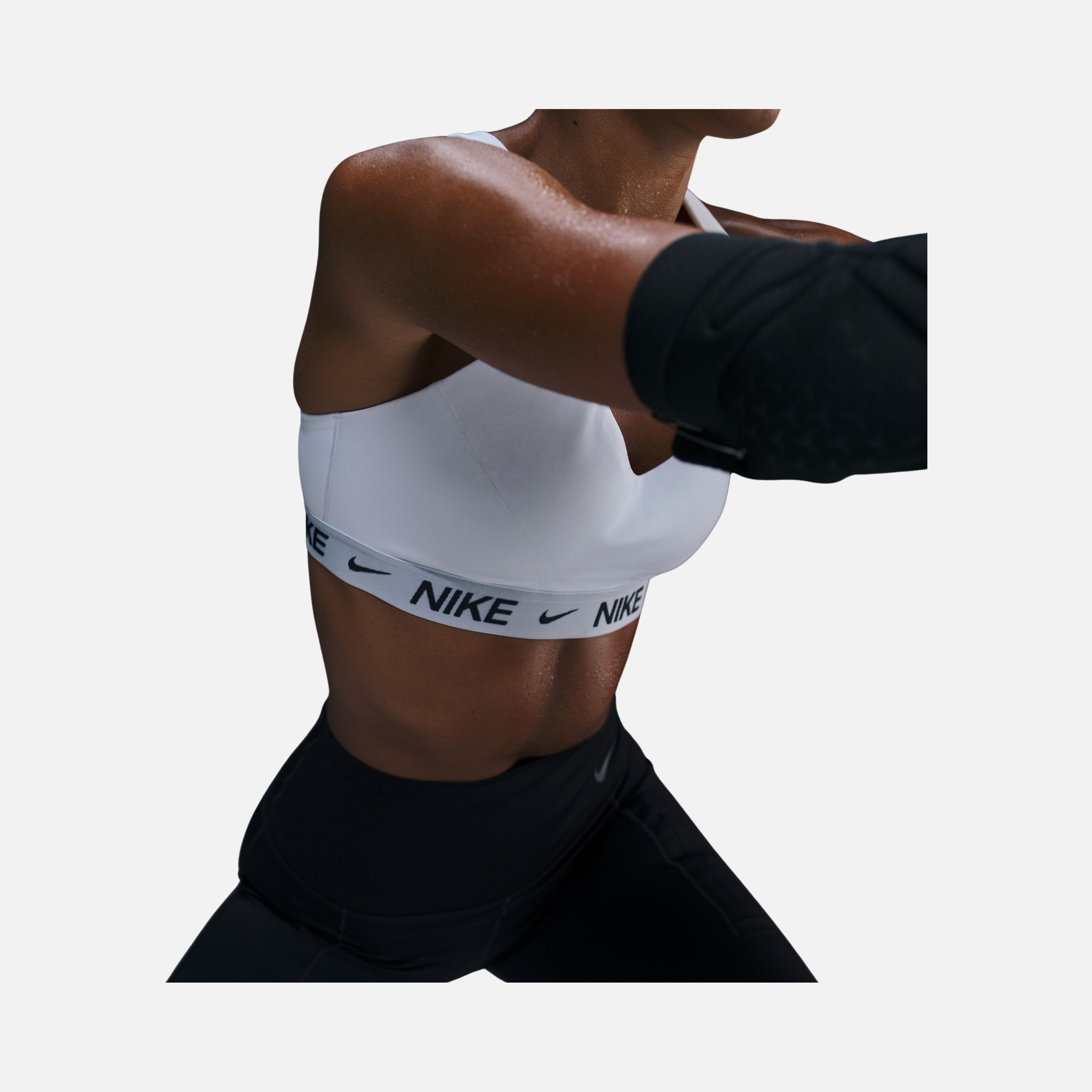 Nike Indy High-Support Padded Adjustable Training Kadın Bra