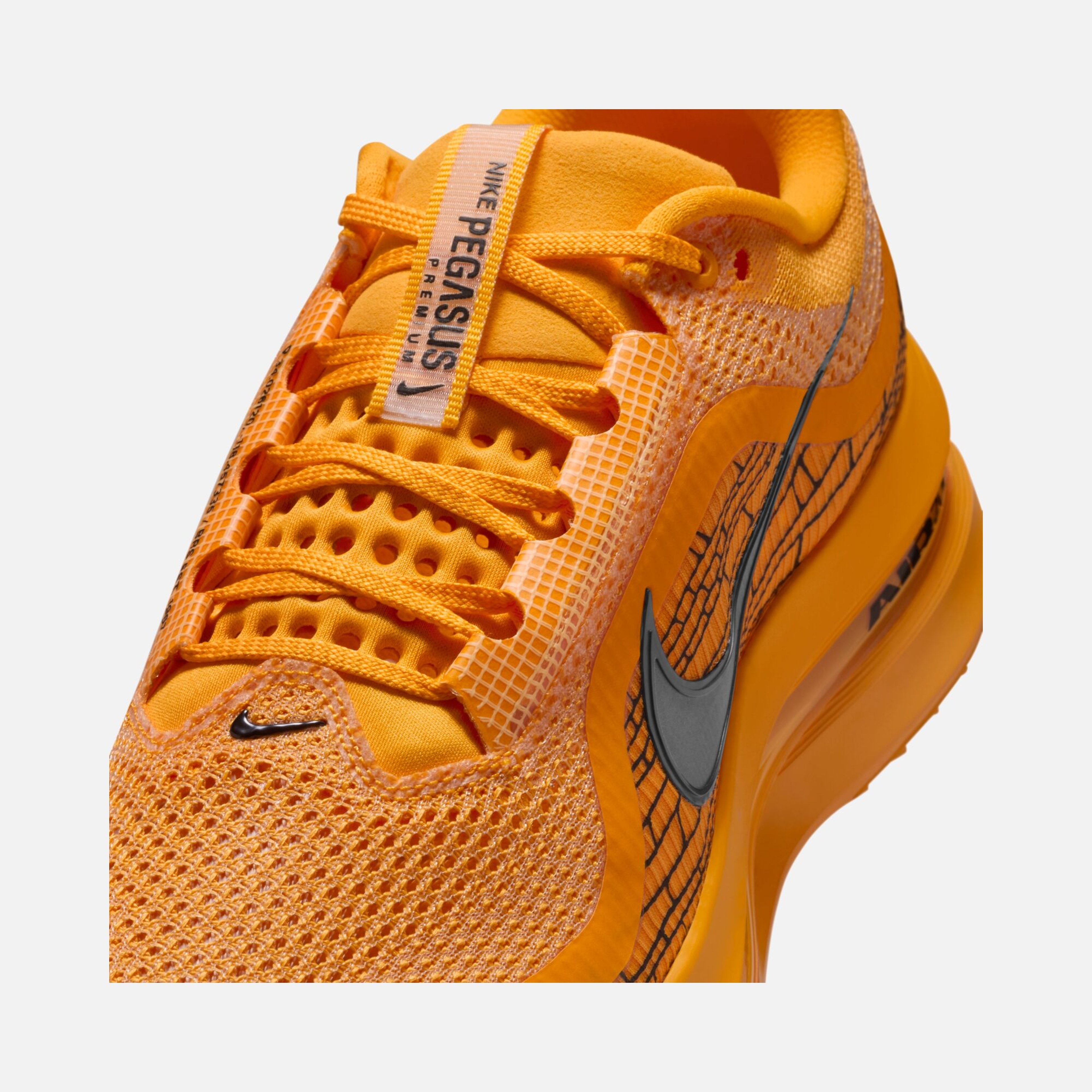 Nike Pegasus Premium Lv8 Erkek Koşu Ayakkabısı | Barçın