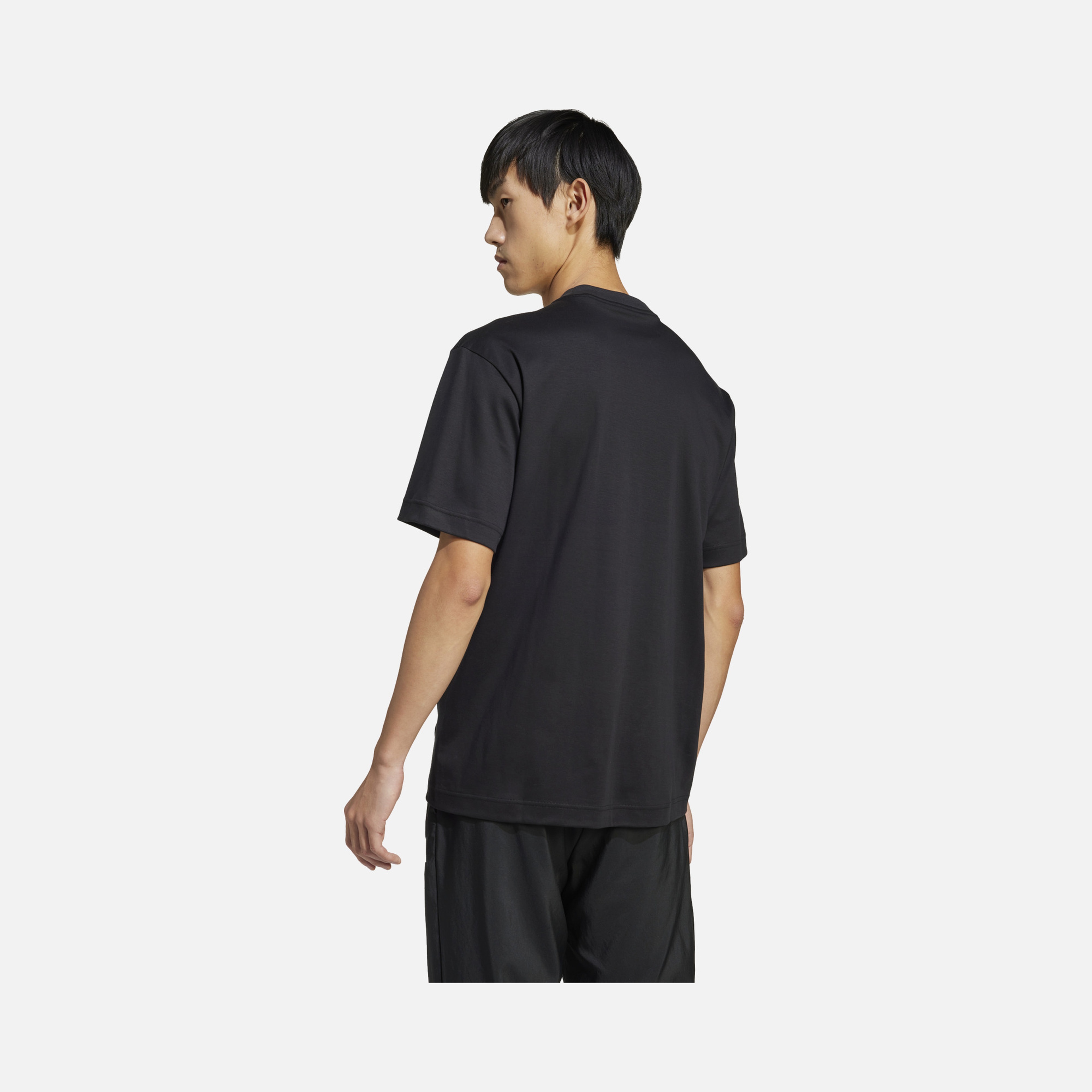 adidas Sportswear City Escape Crew Neck Short-Sleeve Erkek Tişört