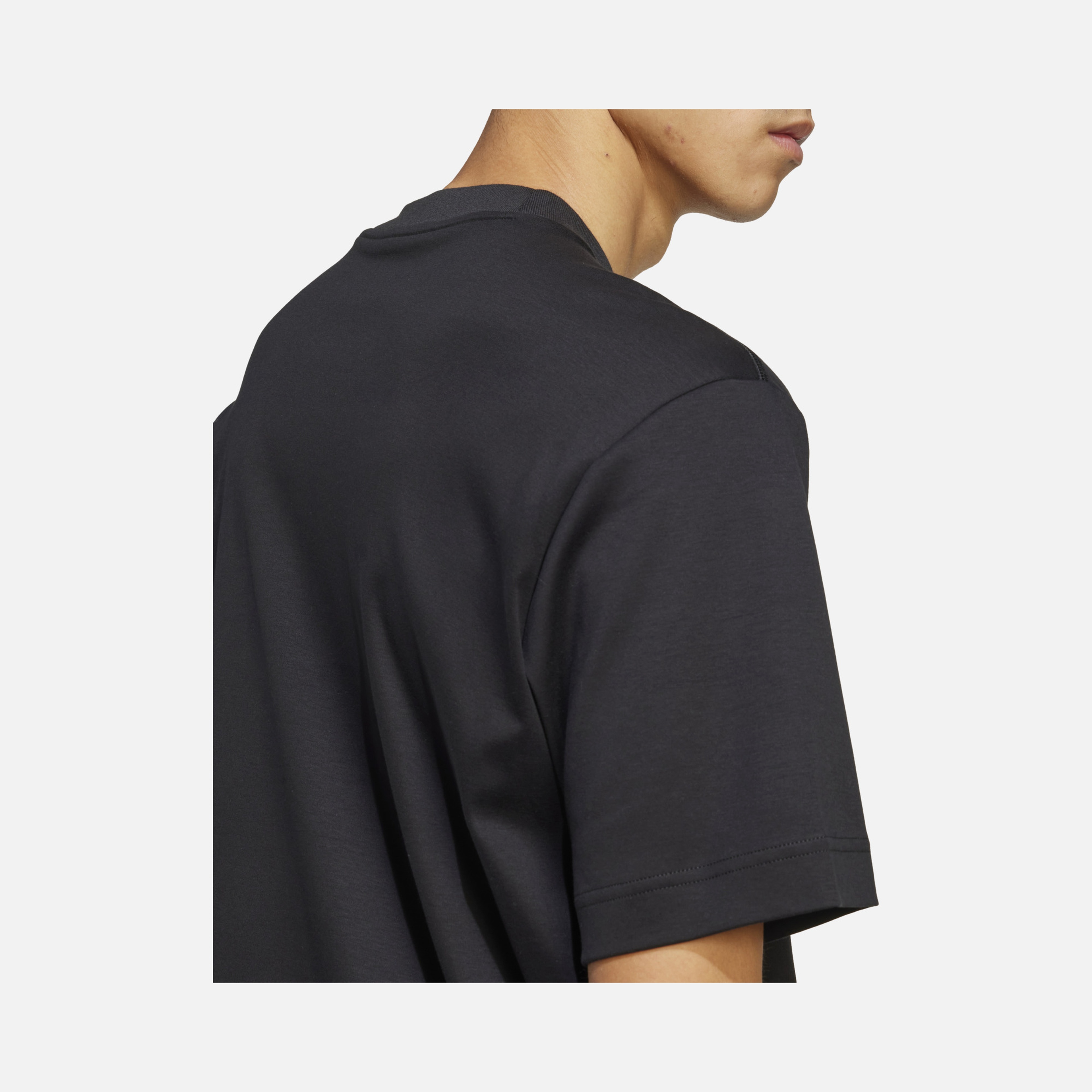 adidas Sportswear City Escape Crew Neck Short-Sleeve Erkek Tişört