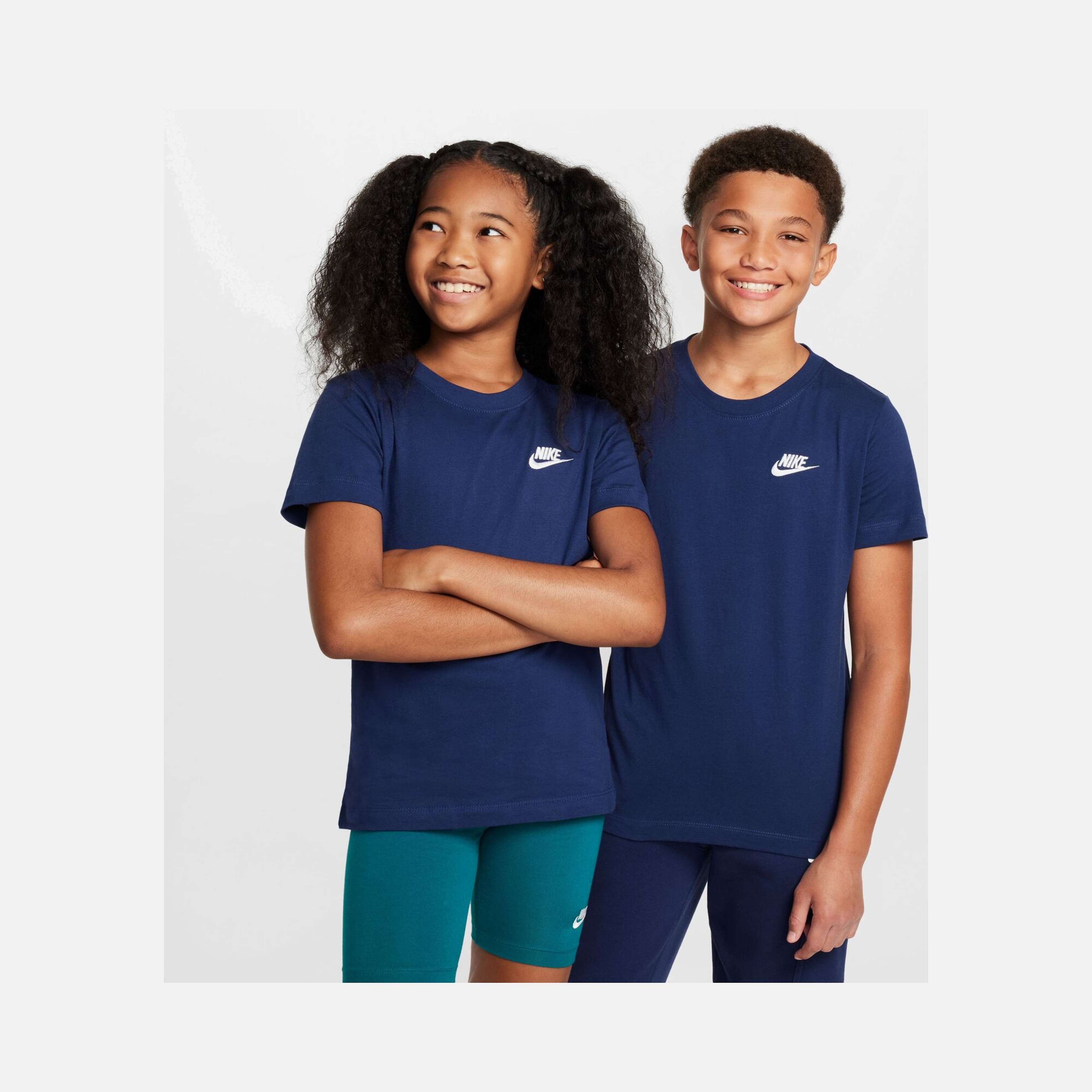 Nike Sportswear Embroidered Futura LBR Short-Sleeve Çocuk Tişört