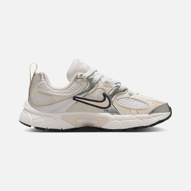 Nike Bej Nike V5 RNR