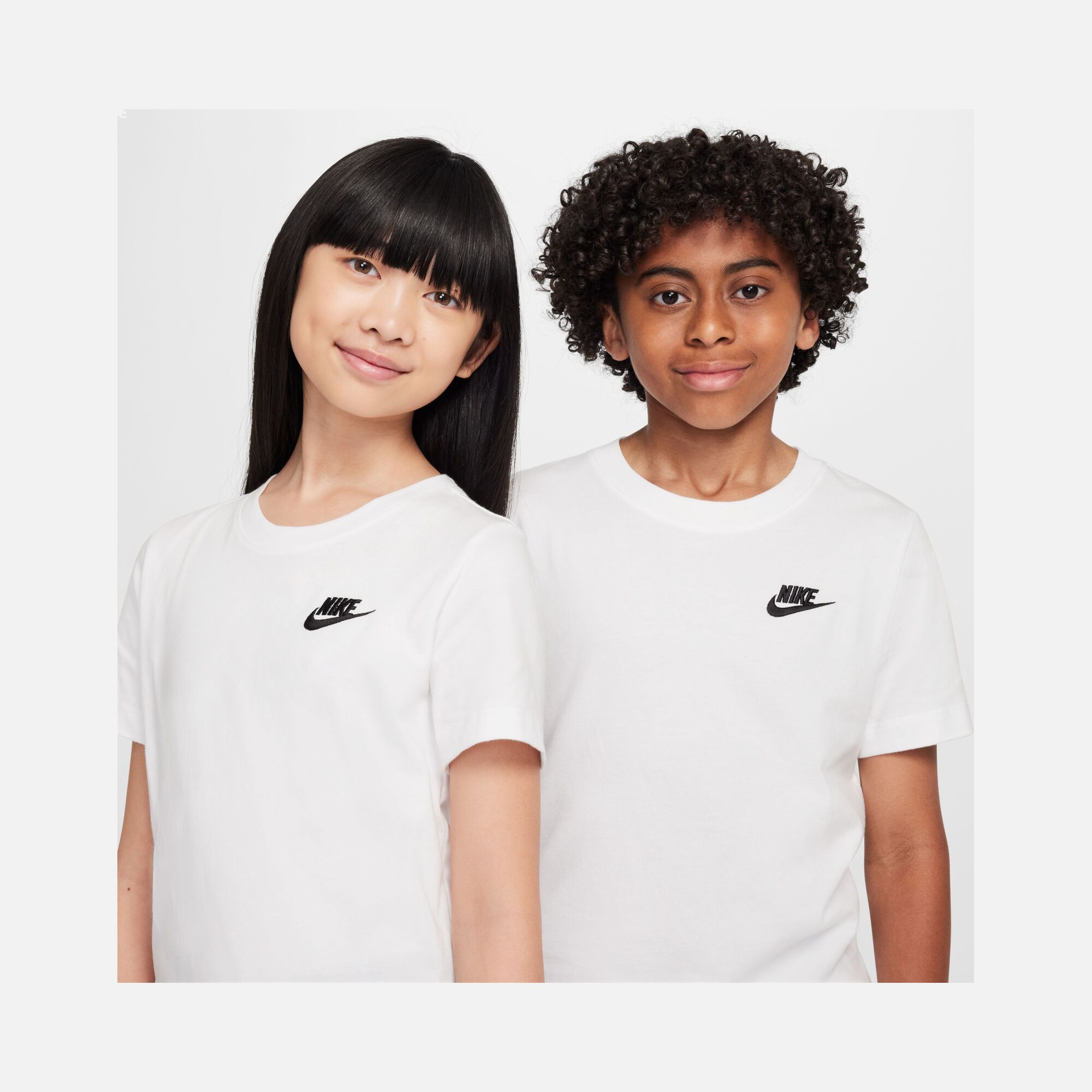 Nike Sportswear Embroidered Futura LBR Short-Sleeve Çocuk Tişört
