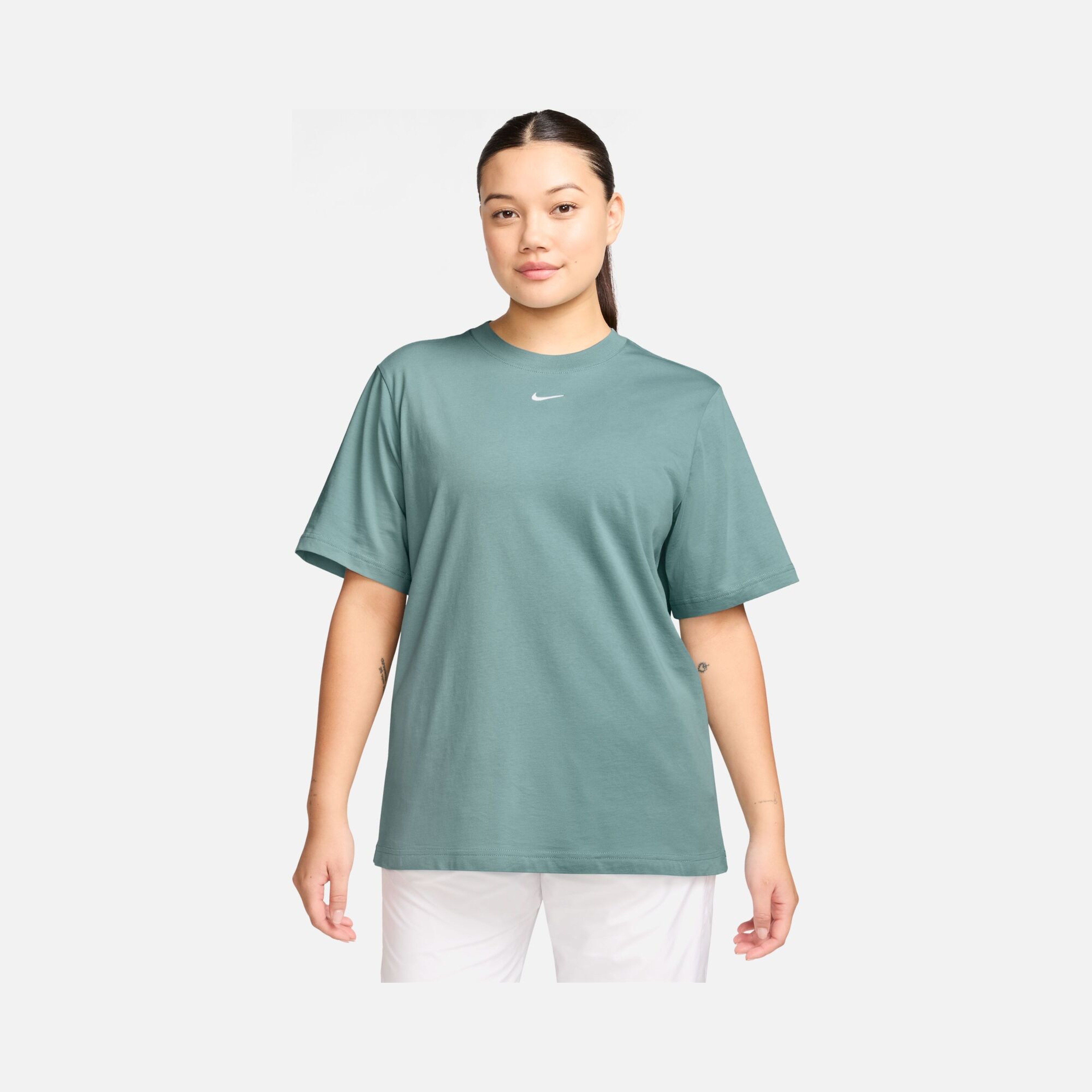 Nike Sportswear Essential Loose Fit Short-Sleeve Kadın Tişört