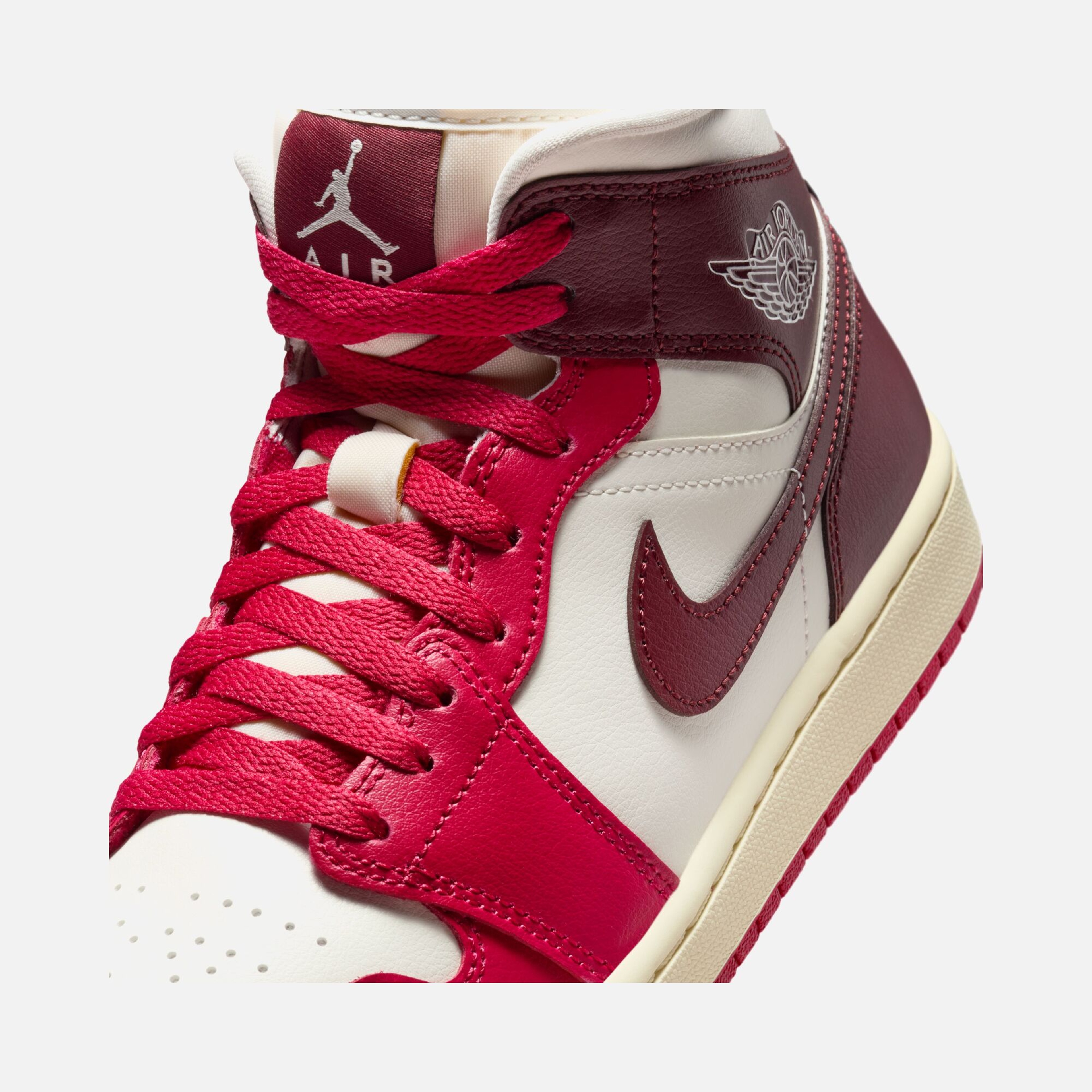 Nike Air Jordan 1 Mid Kadın Spor Ayakkabı
