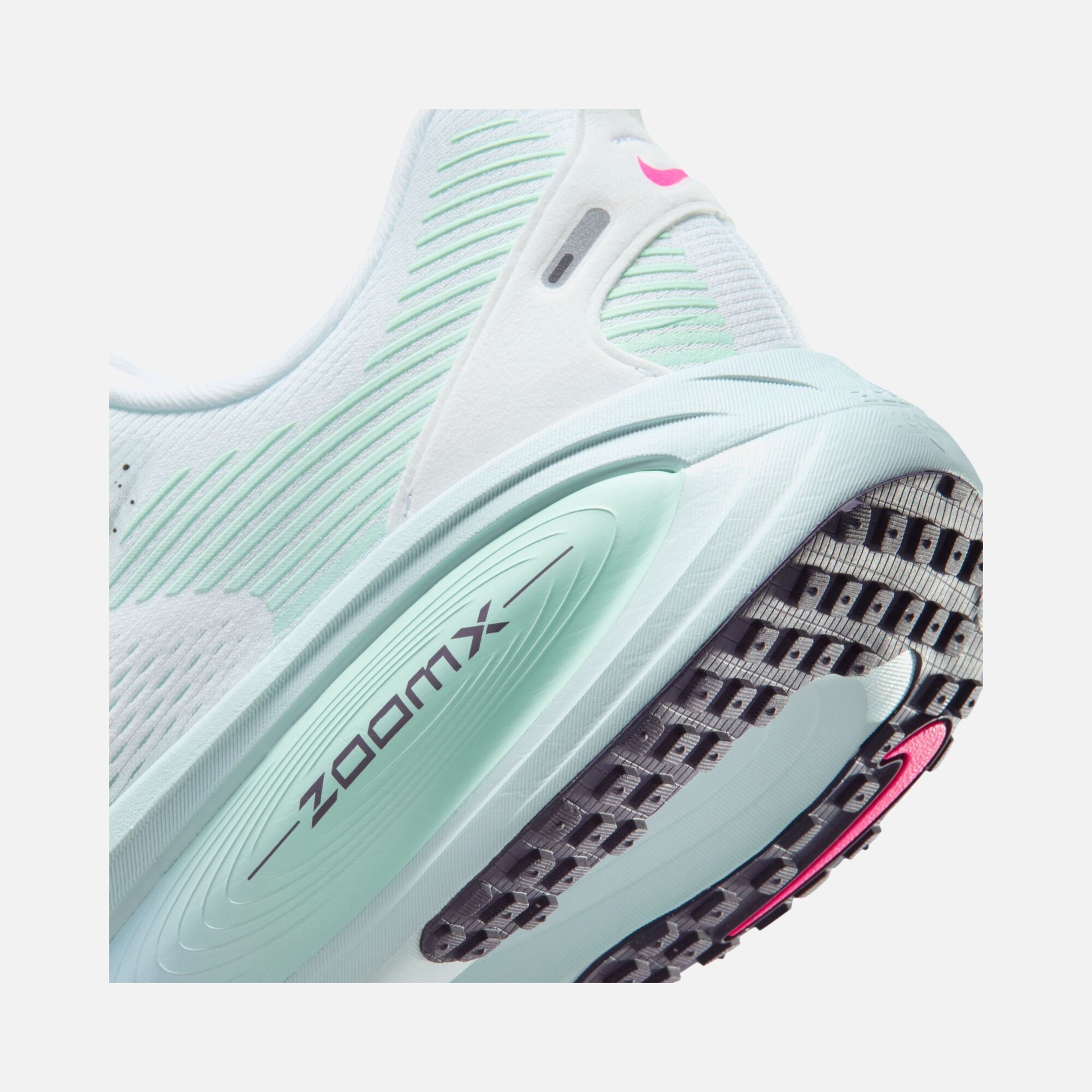 Nike Vomero 18 Erkek Koşu Ayakkabısı