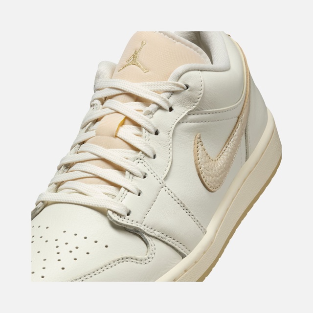 Nike Wmns Air Jordan 1 Low Se HO25 Kadın Spor Ayakkabı - Görsel 10