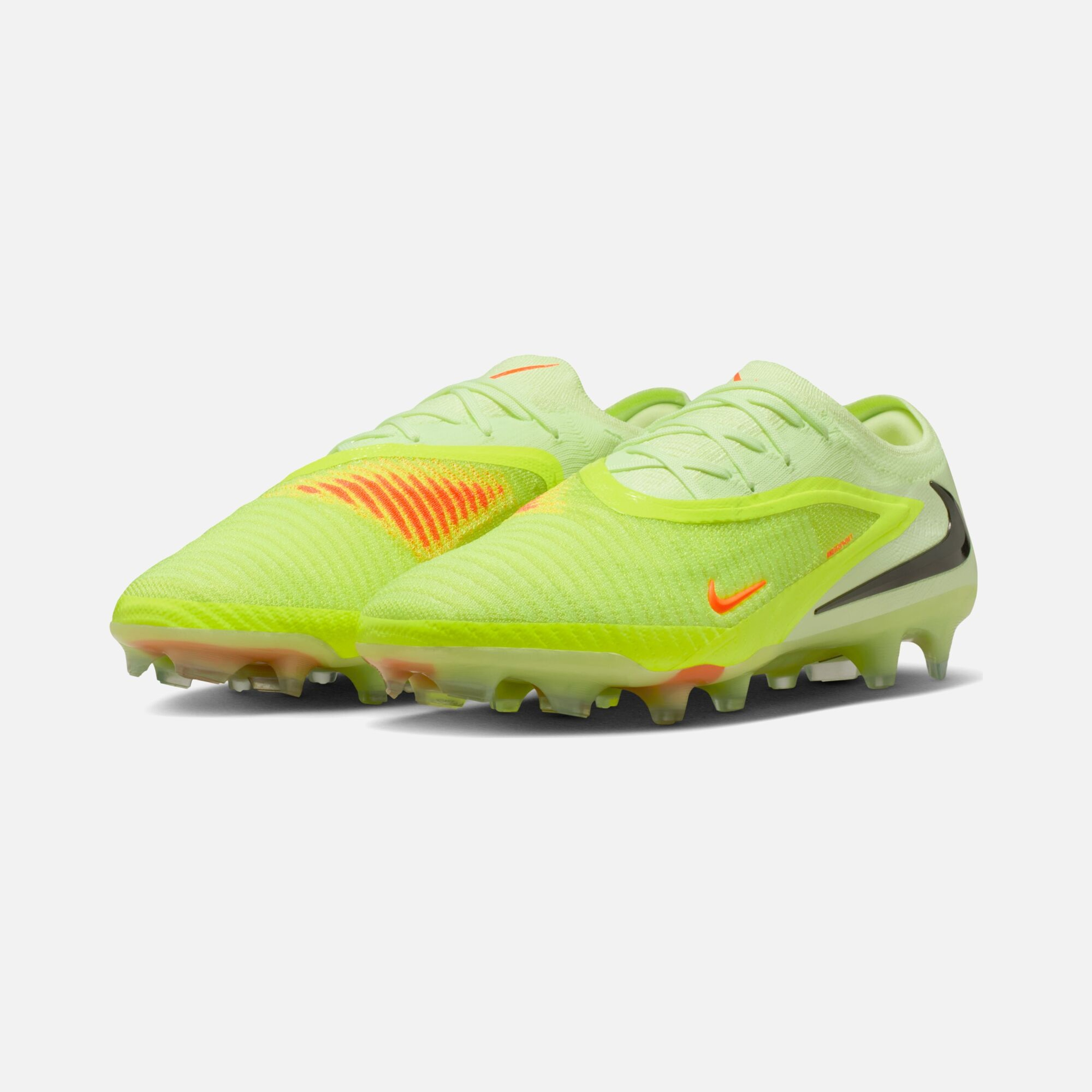 Nike Phantom 6 Low Elite Fg Erkek Krampon