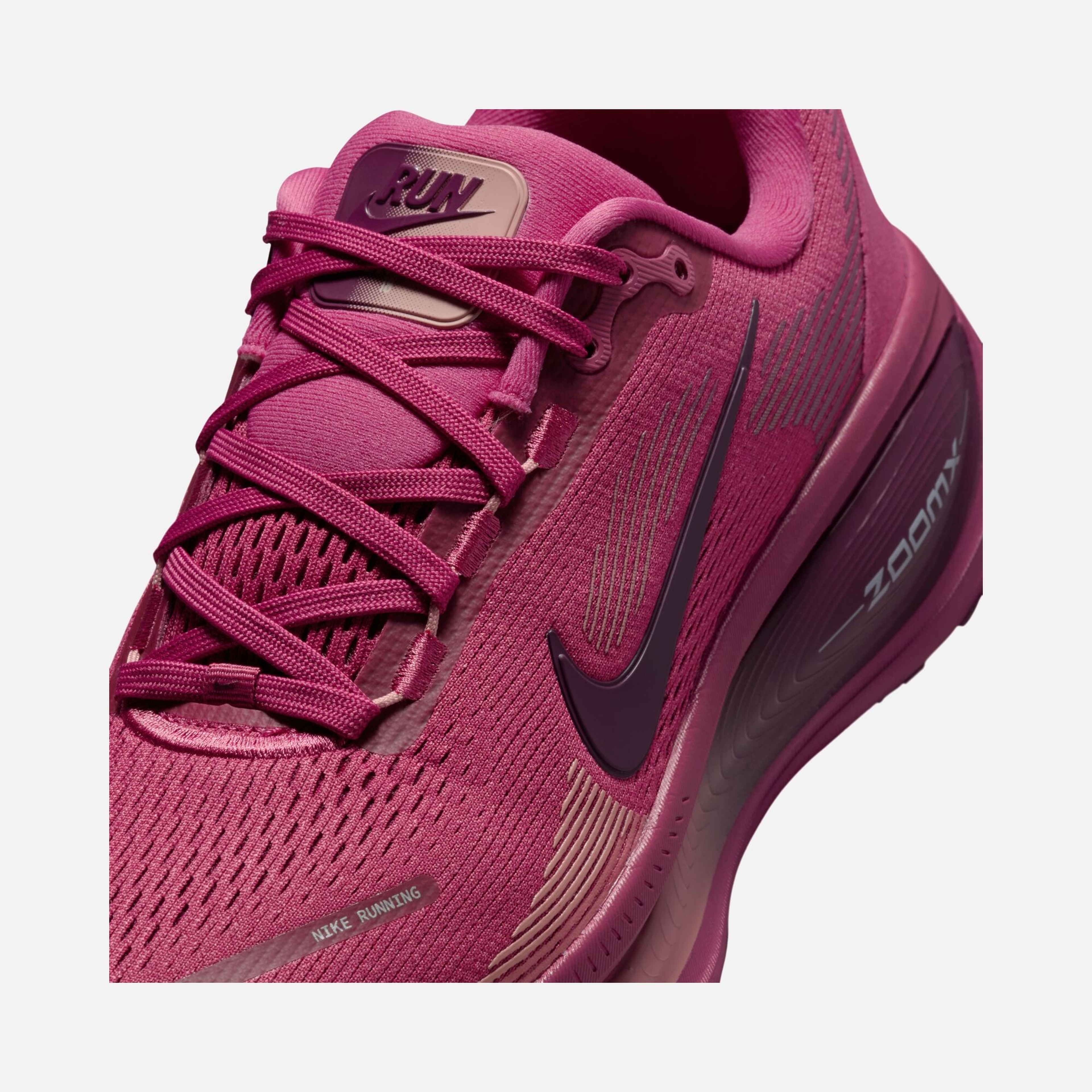 Nike Vomero 18 ZoomX Road Running Kadın Spor Ayakkabı