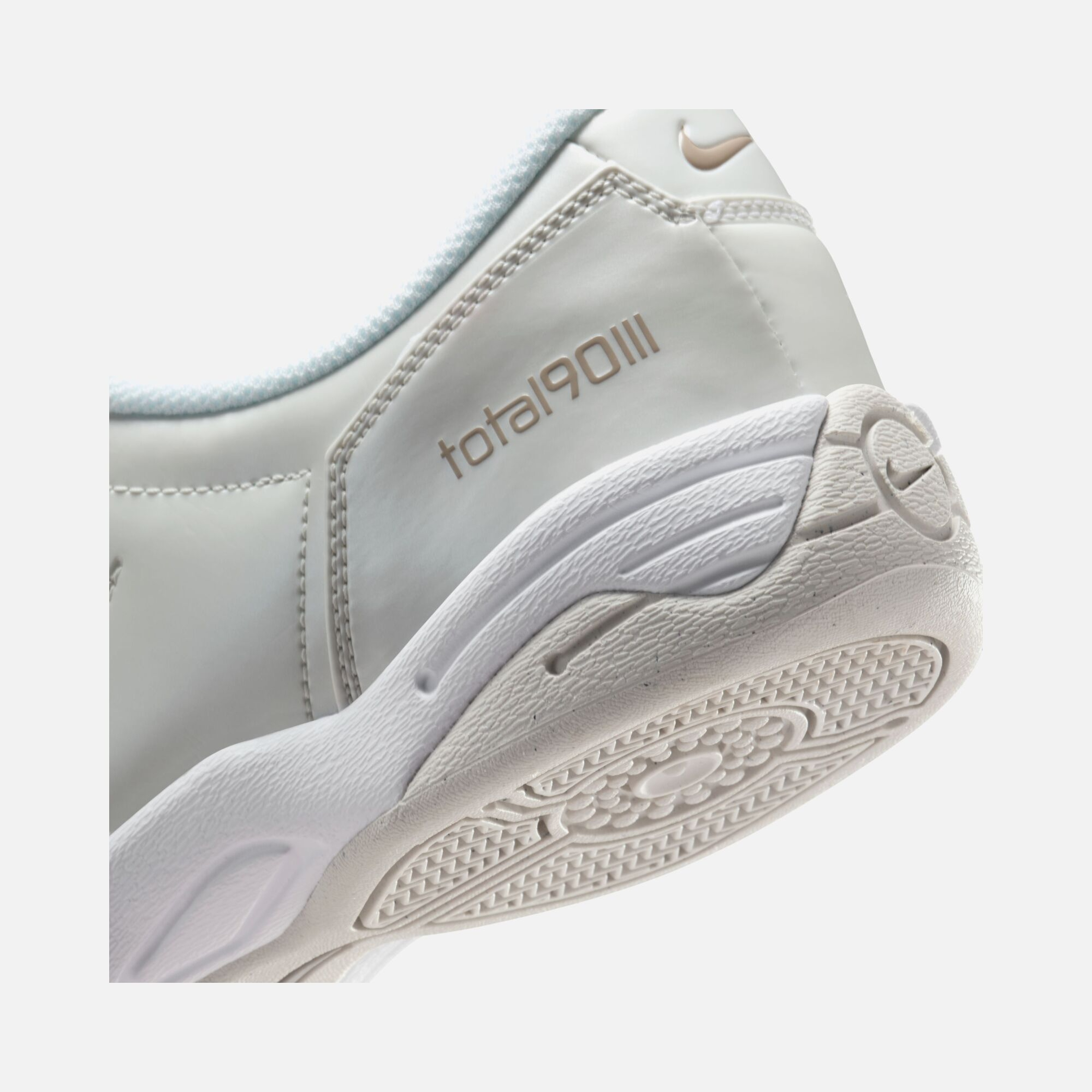 Nike Total 90 FA25 Erkek Spor Ayakkabı