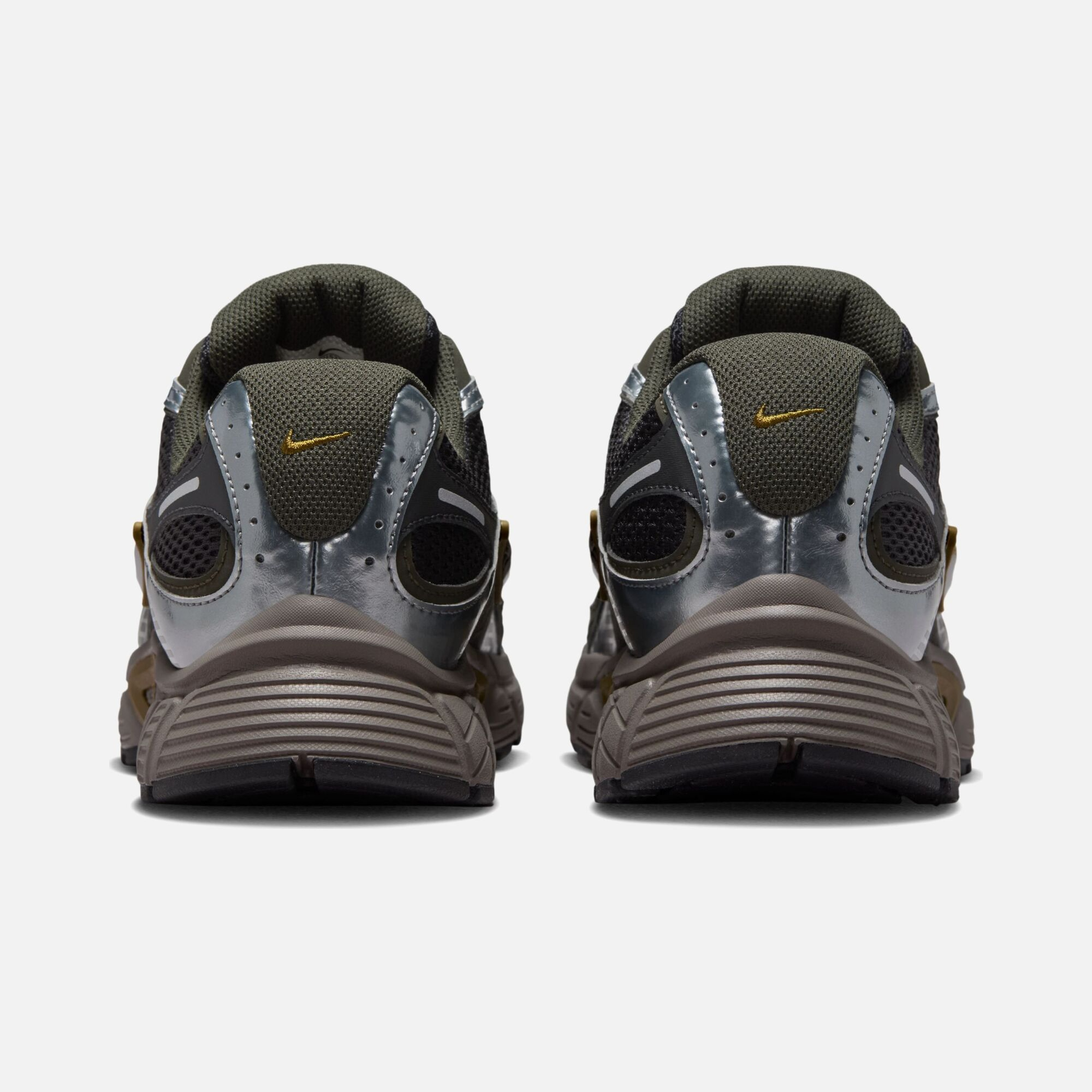 Nike V5 RNR Erkek Spor Ayakkabı